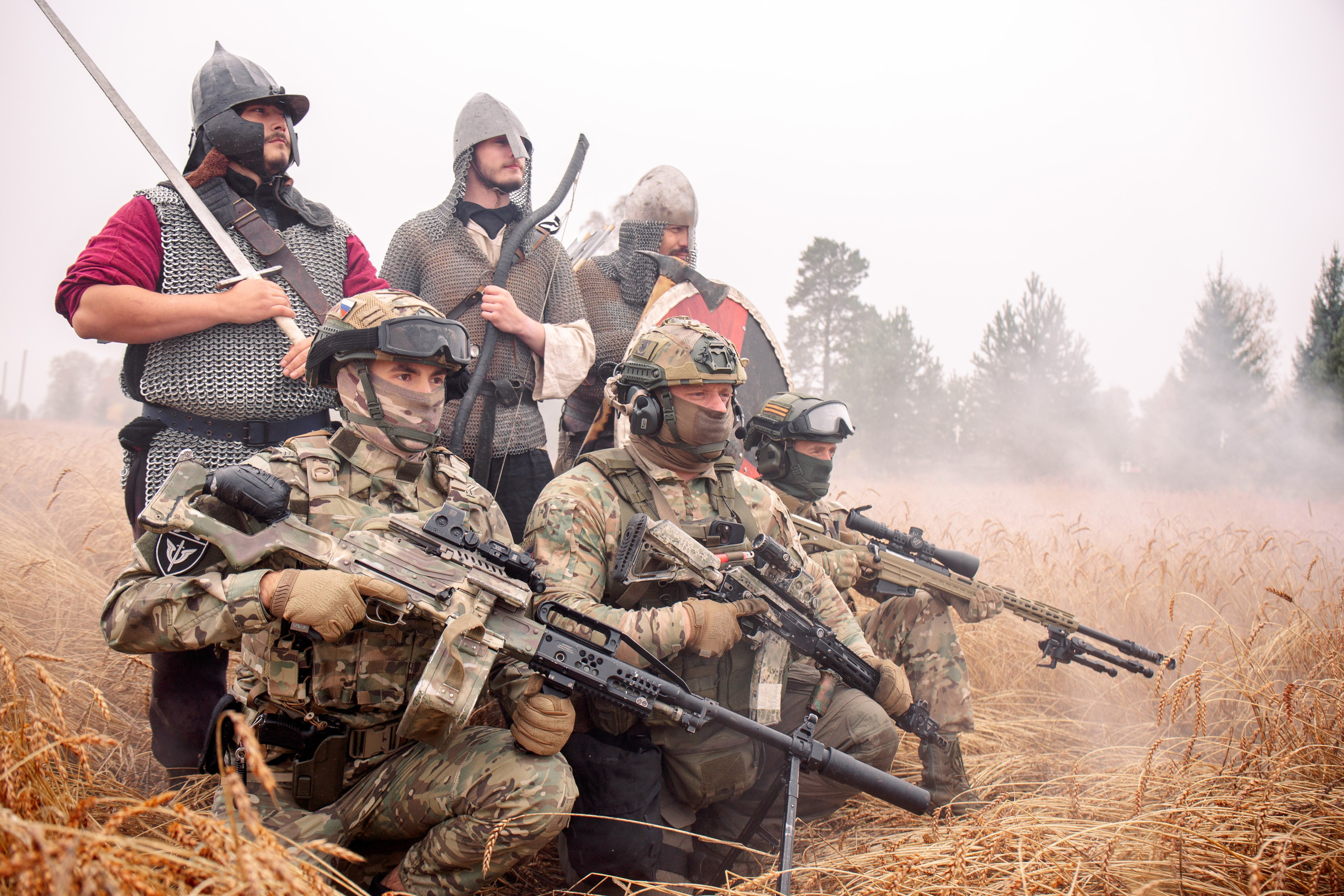 Поле. Для тех, кто не ждёт удачи, а создаёт её. Каждая фотосессия — это твой момент, твой стиль, твой успех. 📸