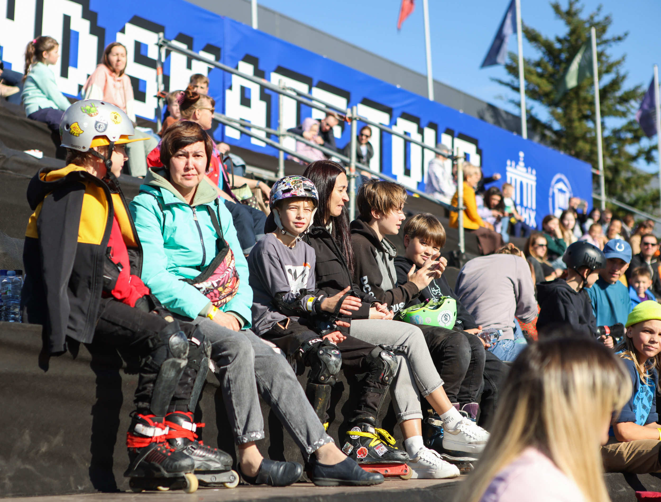 ROSPHOTO. Репортажный, архитектурный, театральный и файн-арт фотограф Лена Мельникова в Москве