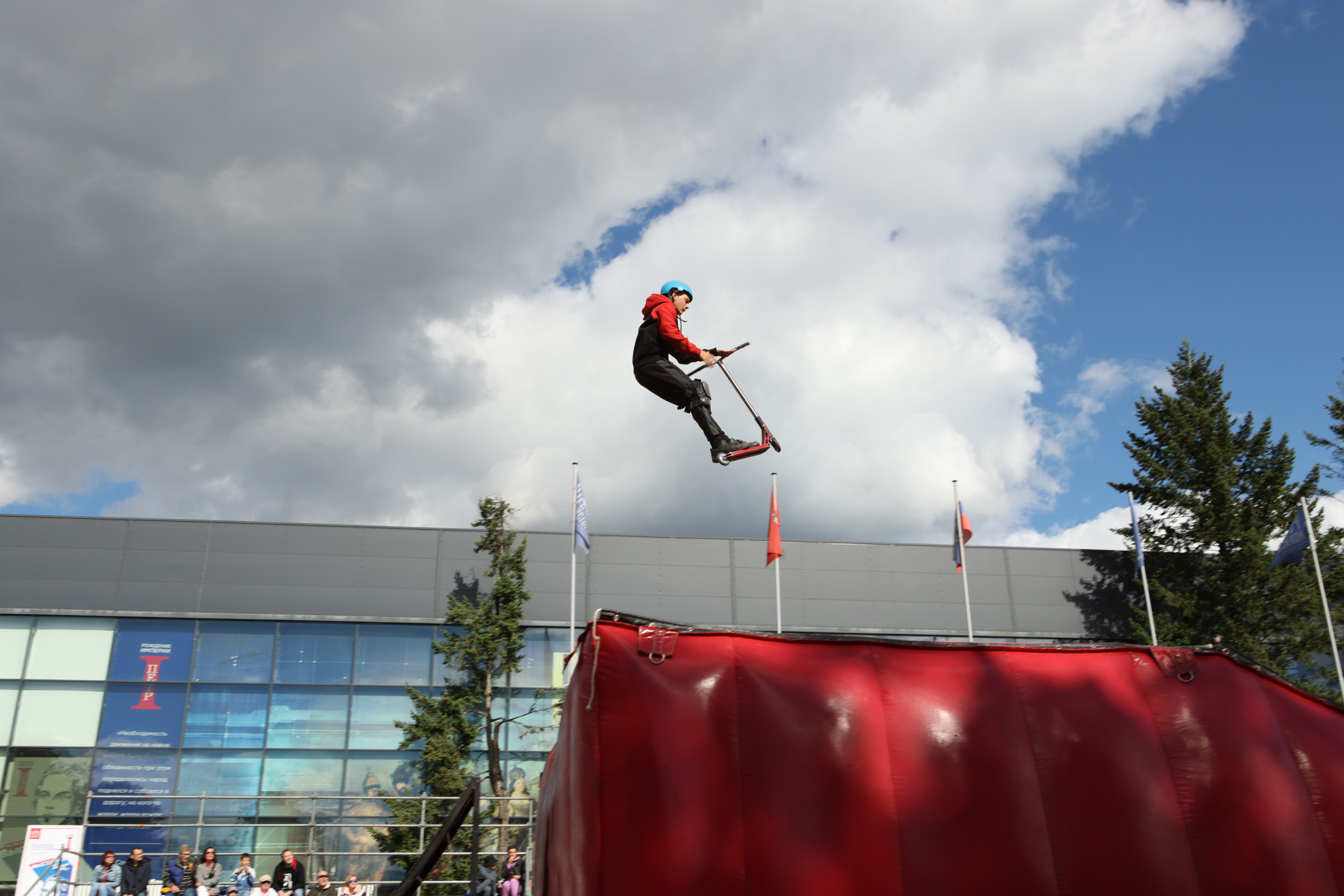 Москва Life Style. Reportage, architectural, fine art photographer Lena Melnikova in Moscow