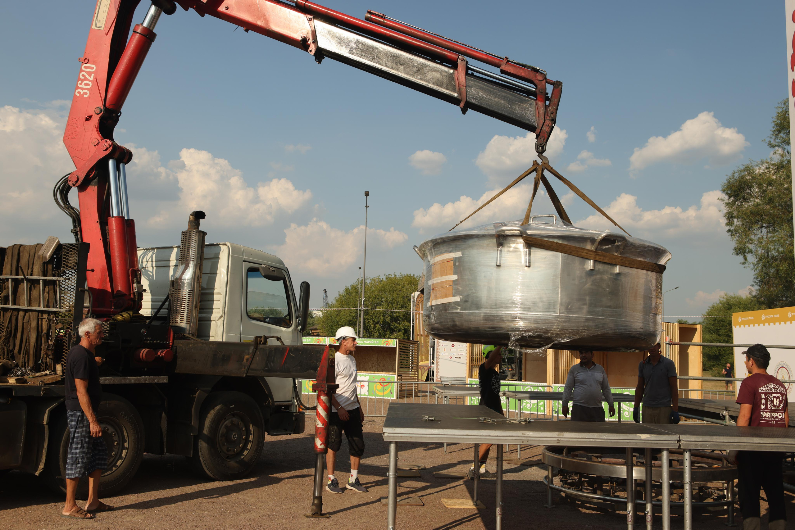 Москва Life Style. Reportage, architectural, fine art photographer Lena Melnikova in Moscow