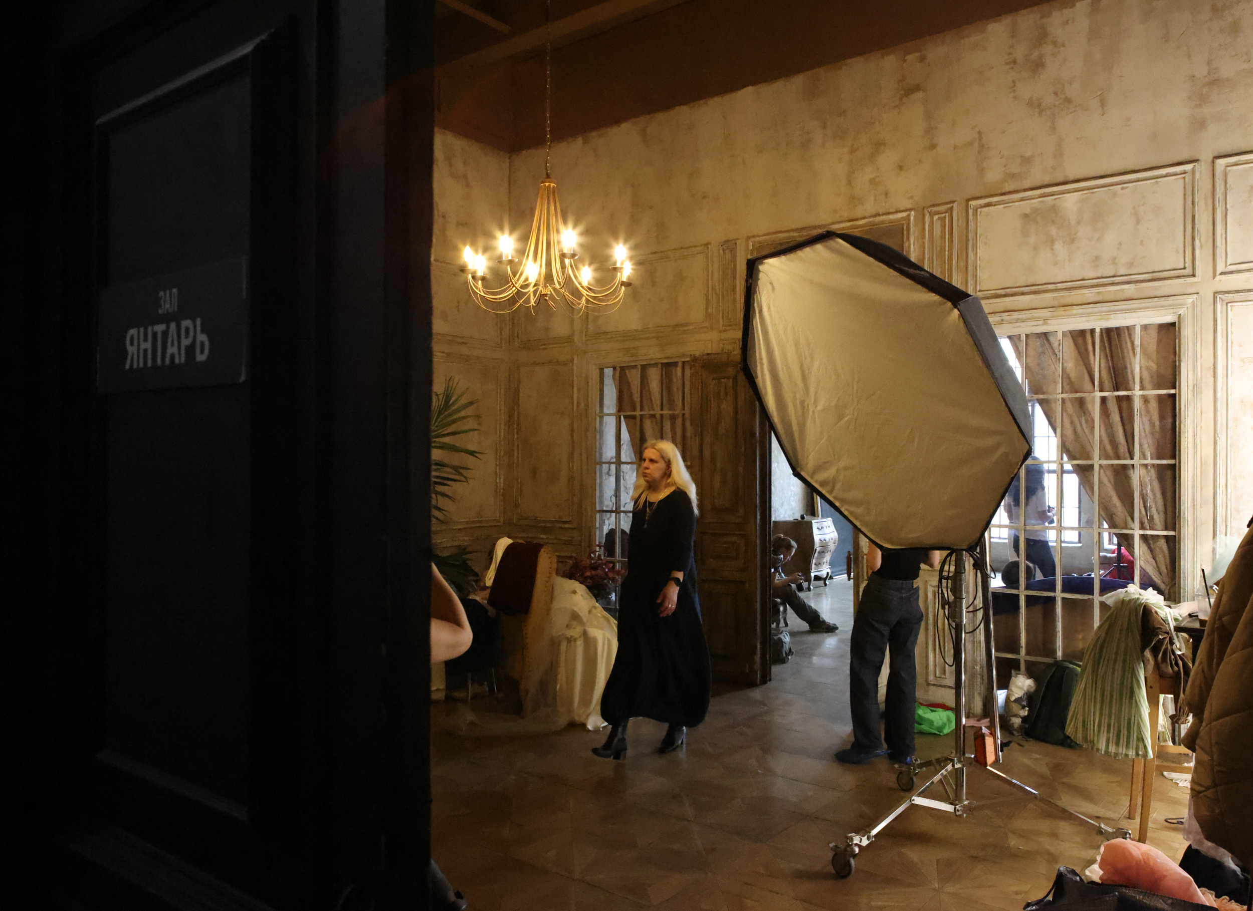 Янтарный WORKSHOP Анны Крауклис. Reportage, architectural, fine art photographer Lena Melnikova in Moscow