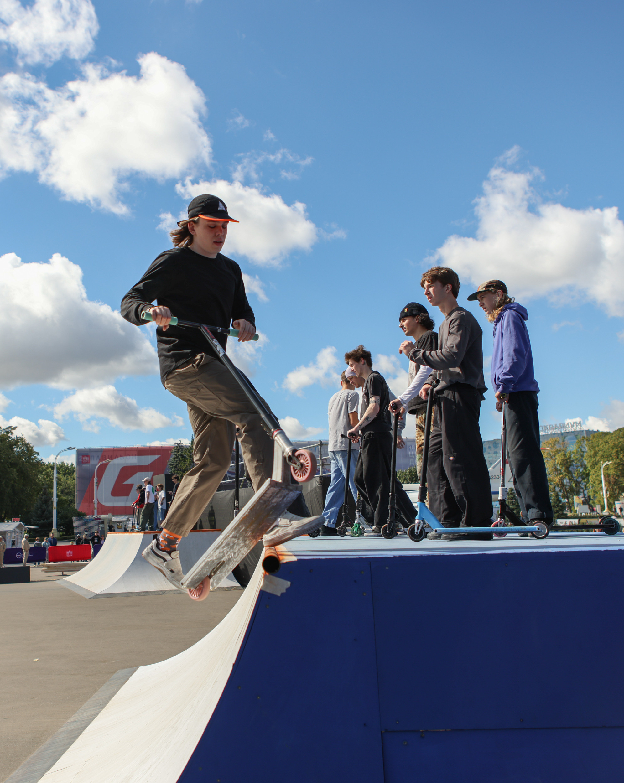 Москва Life Style. Reportage, architectural, fine art photographer Lena Melnikova in Moscow