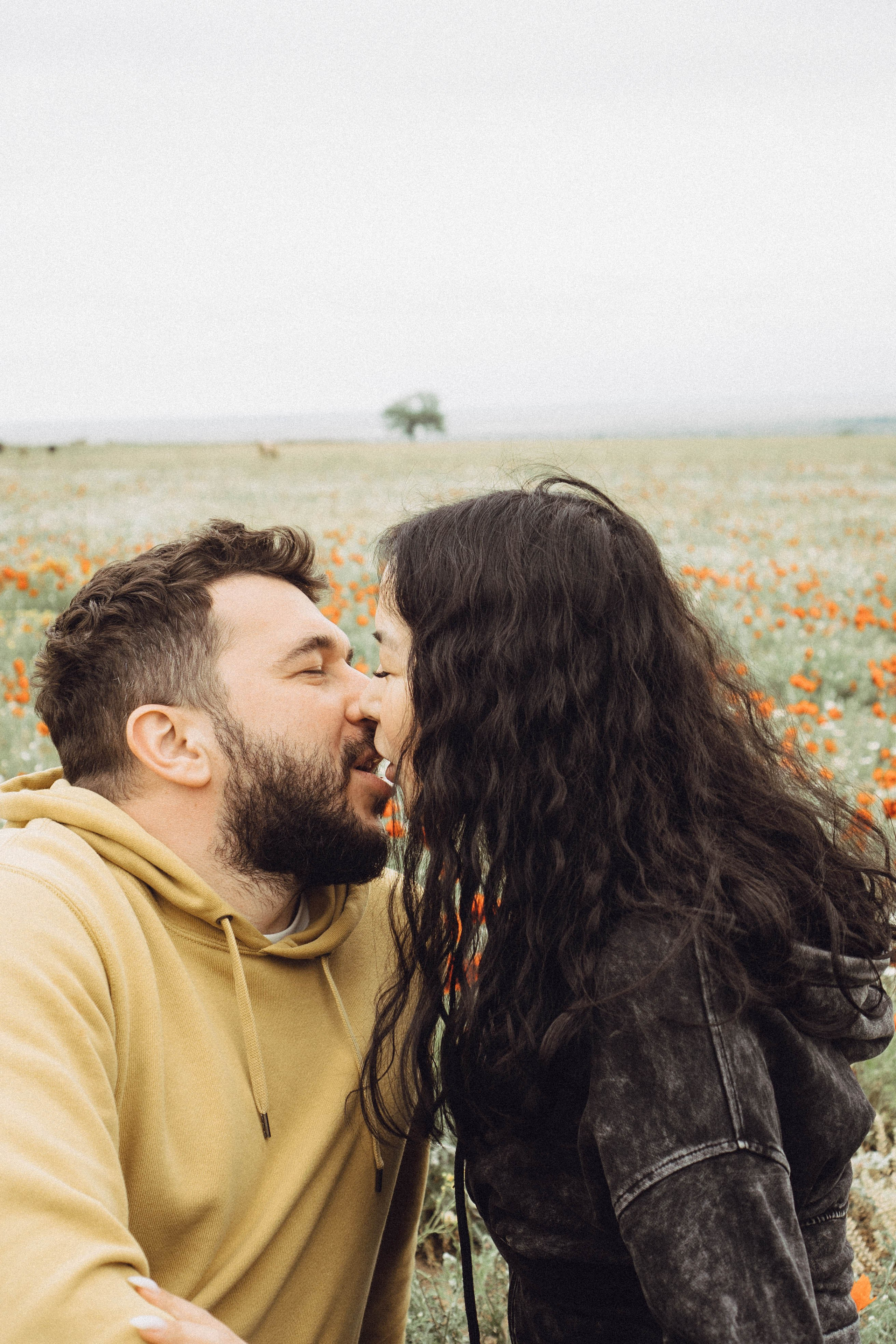 Любовь в маковом поле. Профессиональный фотограф, Санкт-Петербург — Виктория Богомолова