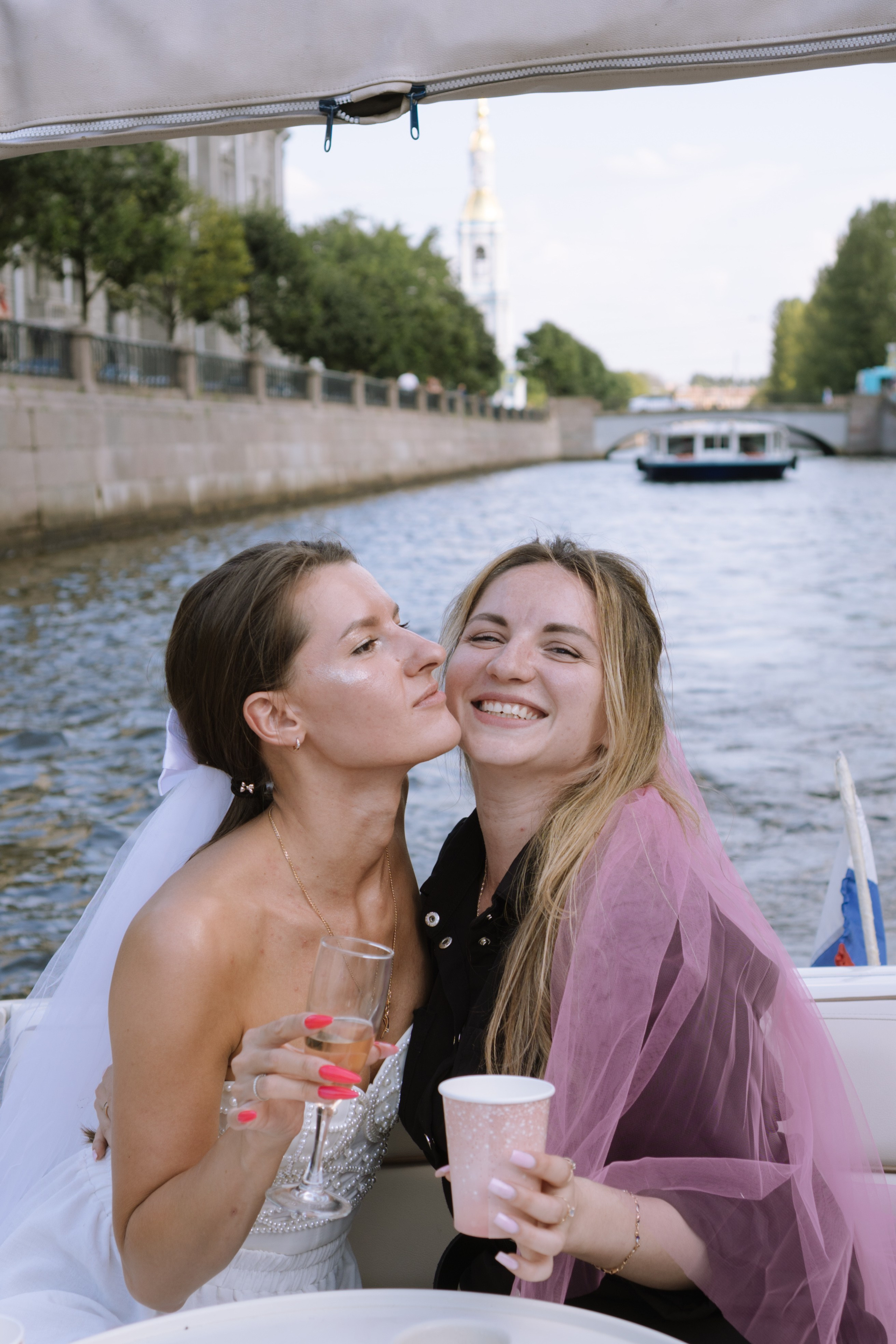 ДЕВИЧНИК НА КАТЕРЕ. Профессиональный фотограф, Санкт-Петербург — Виктория Богомолова