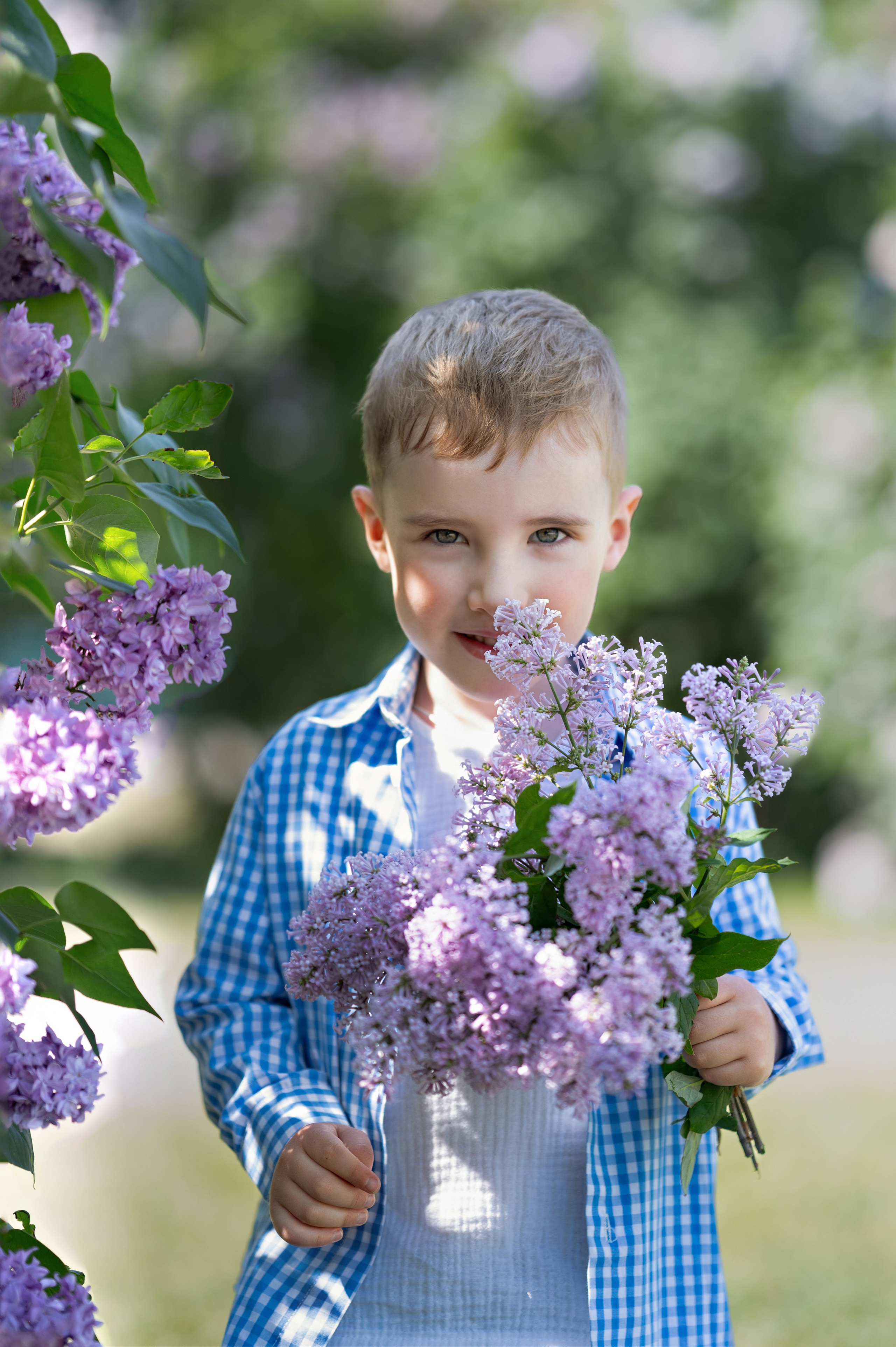 Сирень. Детский и семейный фотограф г. Москва Оксана Катаджи