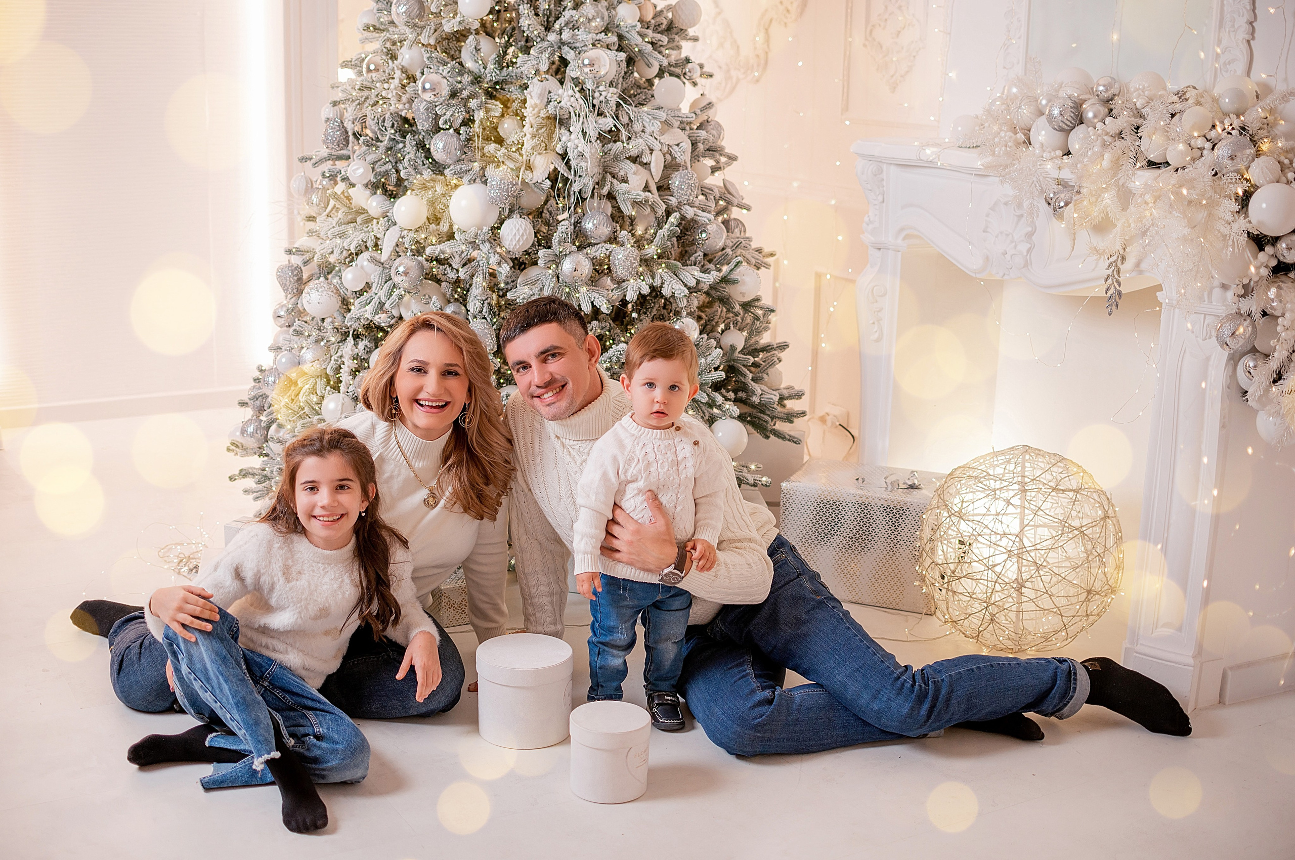 Новогодняя семейная фотосессия в Краснодаре 2023-2024. Фотограф новорожденных Краснодар Малышенко Надежда