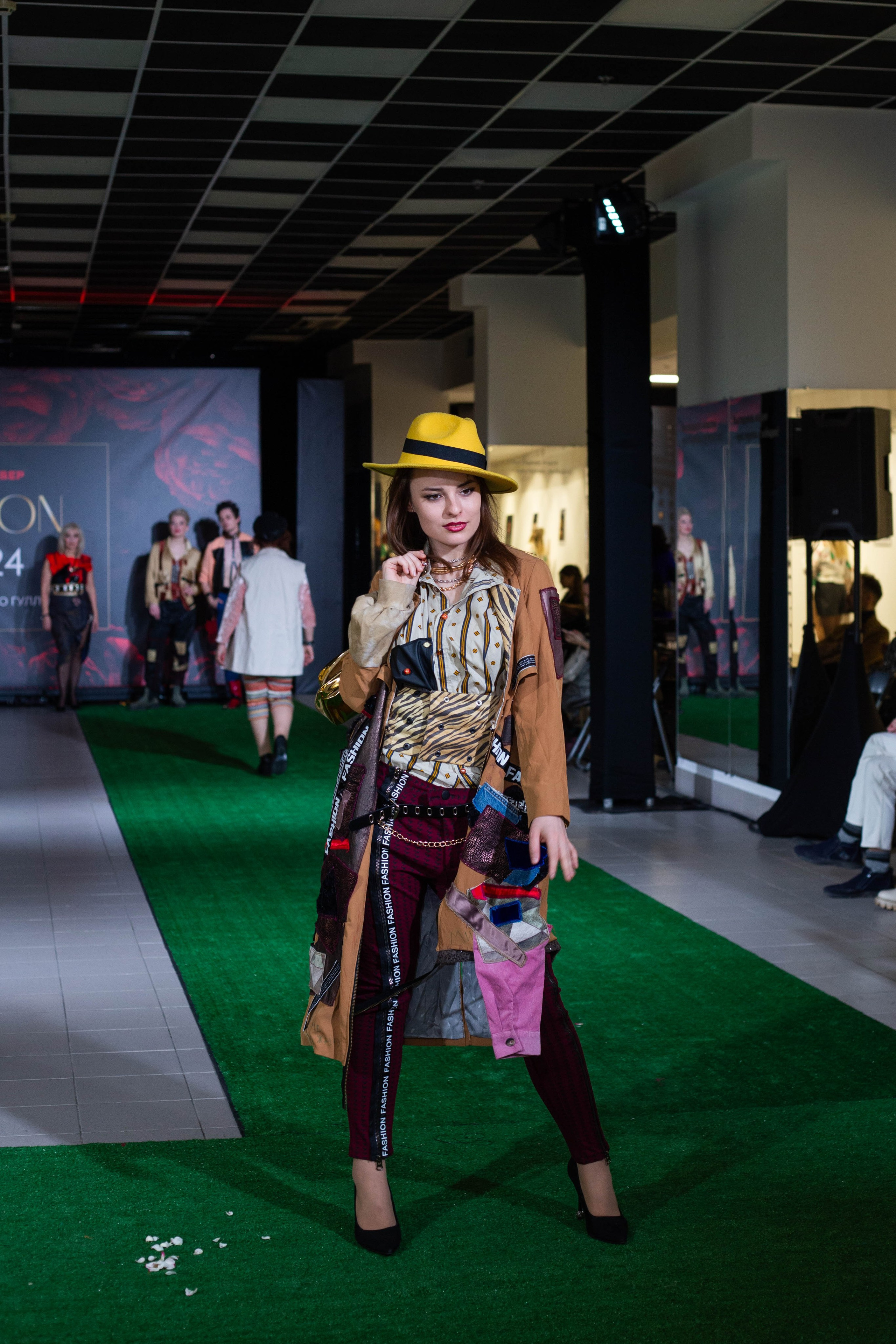 Дефиле. Художественный и репортажный фотограф в Санкт-Петербурге Виктория Никитина