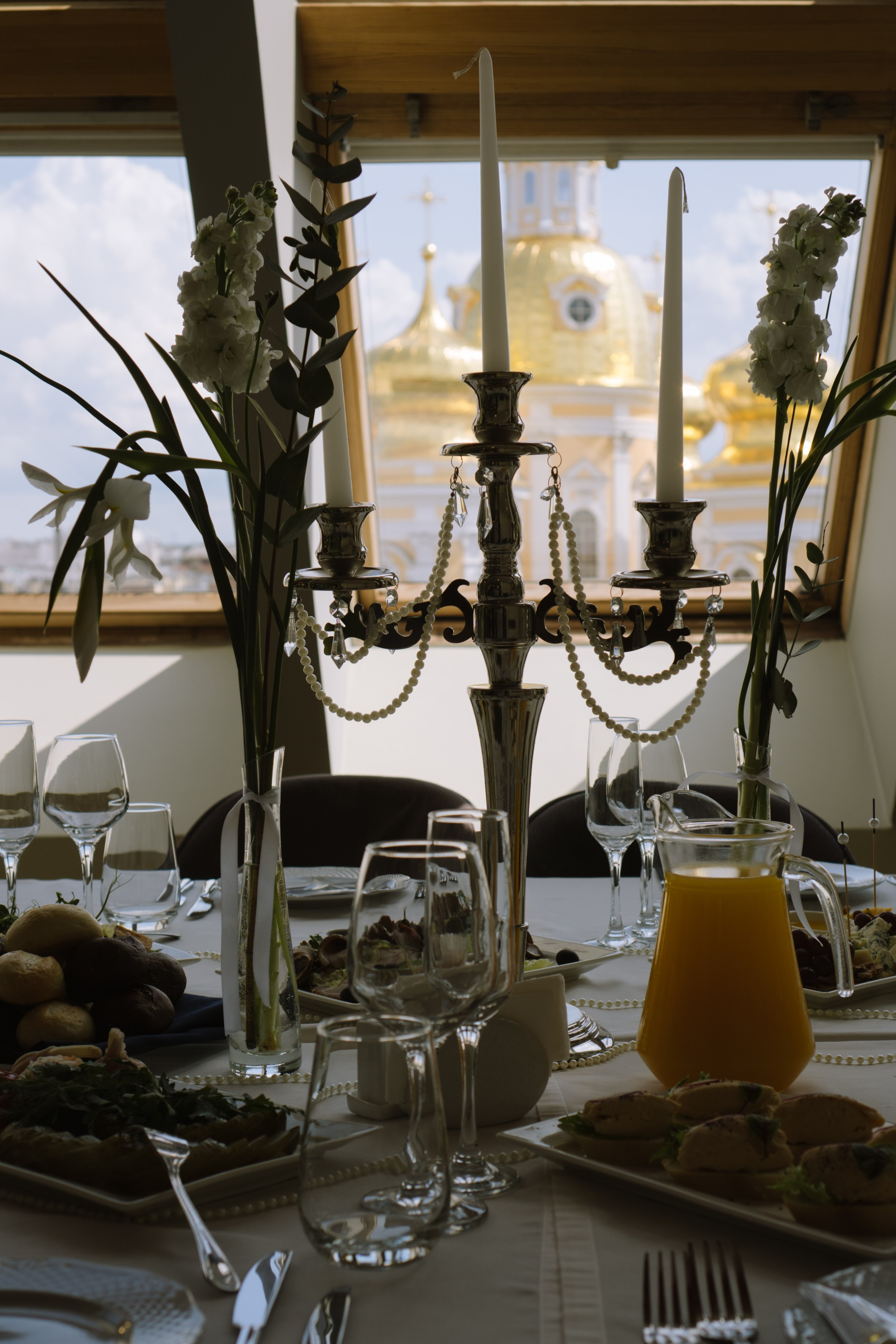 СВАДЕБНЫЙ БАНКЕТ НА ВЛАДИМИРСКОЙ В САНКТ-ПЕТЕРБУРГЕ (КАМЕРНАЯ СВАДЬБА). Профессиональный фотограф, Санкт-Петербург — Виктория Богомолова