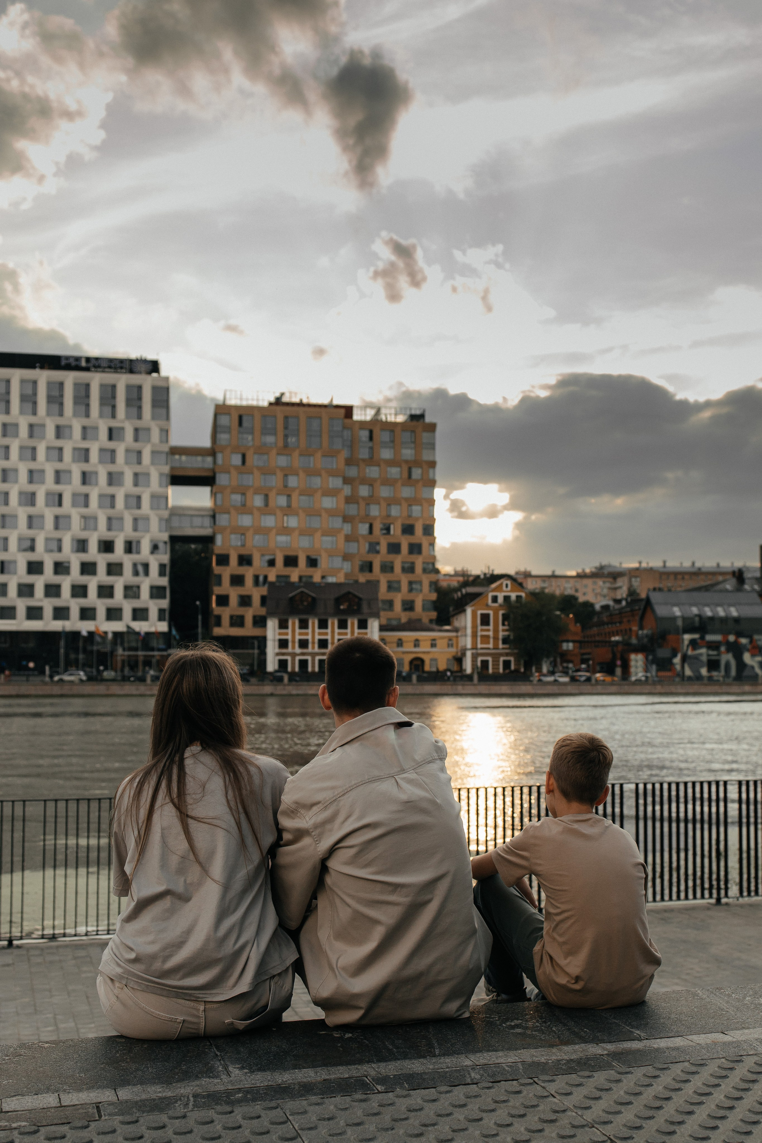 Семейная фотосессия в Москве на закате. Семейный фотограф в Москве, Щелково, Фрязино _ Виктория Степанова