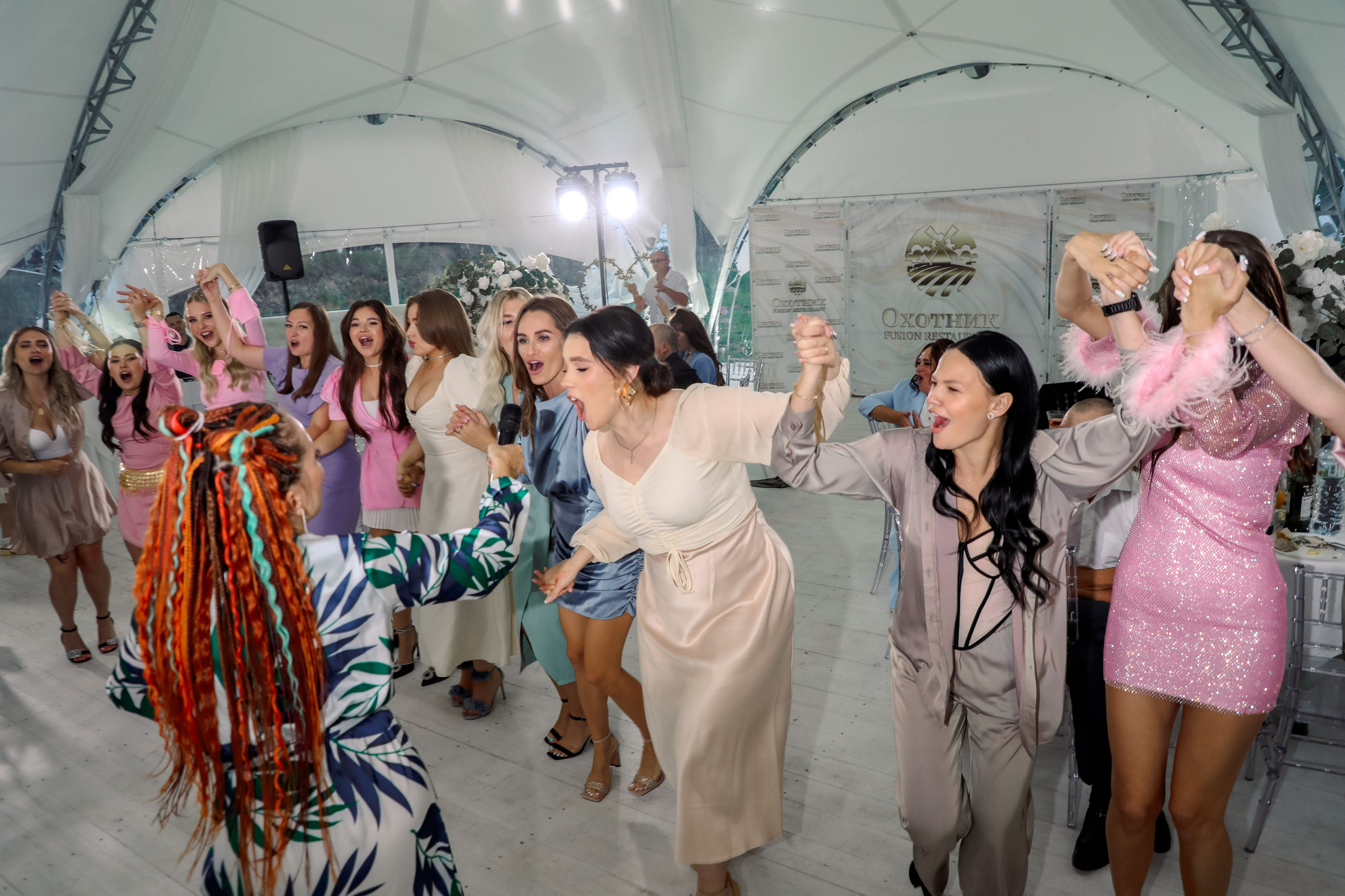 Данила и Ирина БАНКЕТ. Свадебный фотограф в Москве Анна Гусева