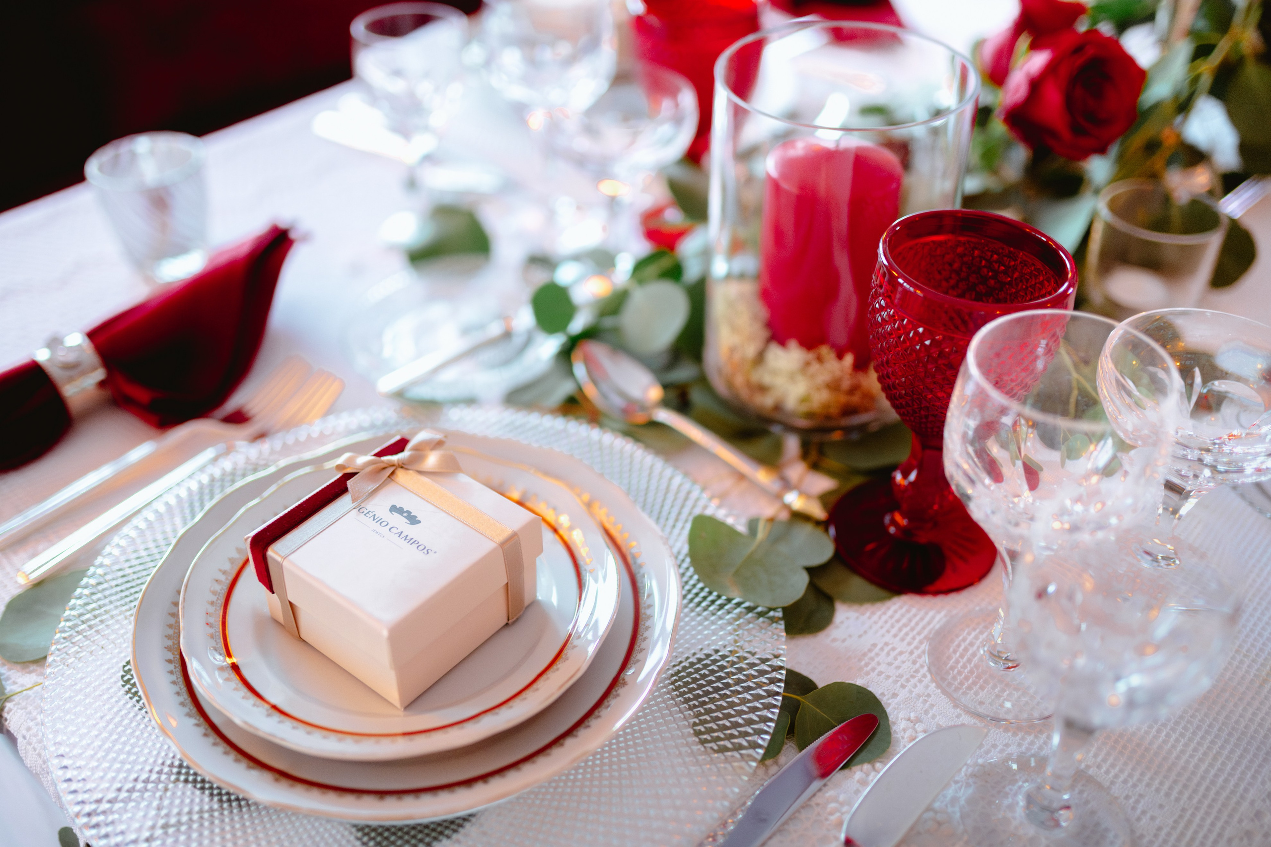 EUGÉNIO CAMPOS IN YEATMAN. Anastasiia Antoniuk portrait, family and couple photographer, Portugal