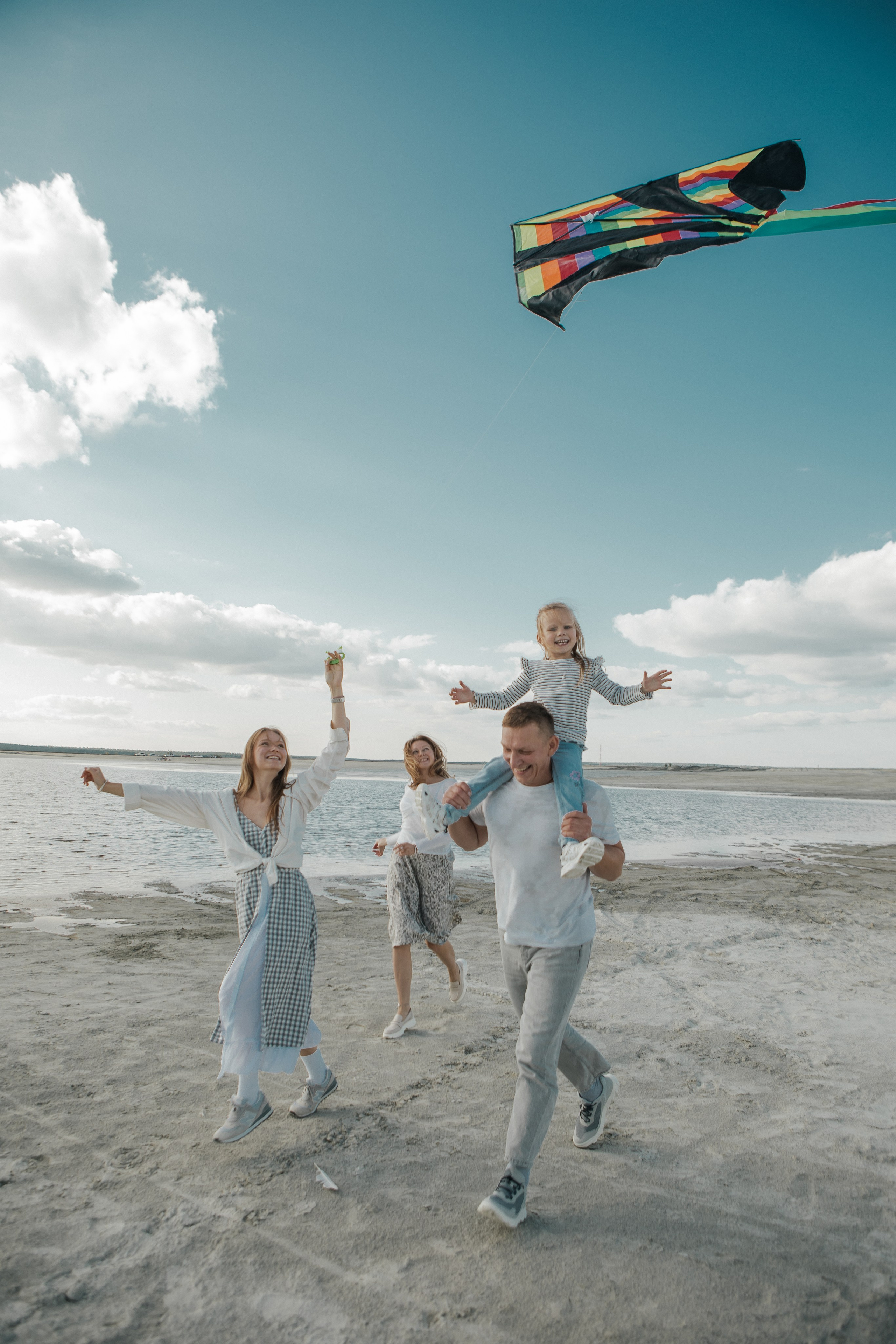 Семейная фотосессия в песках. Свадебный и семейный фотограф Ибрагимова Мария из Екатеринбурга