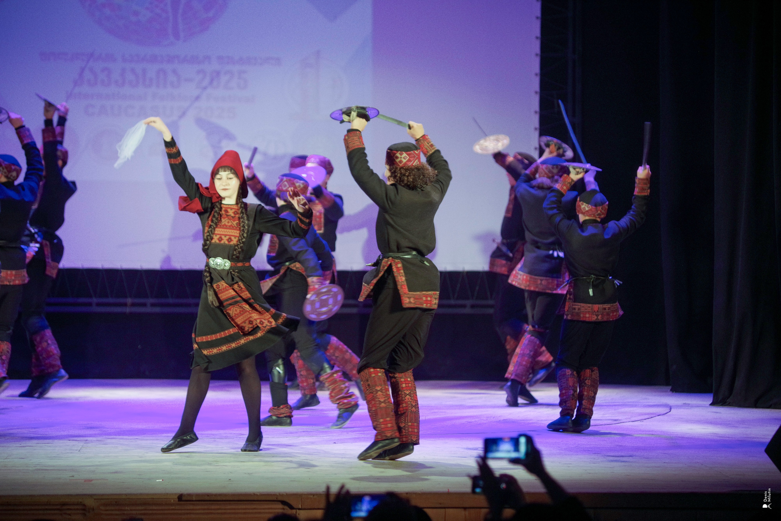 Танцы в прекрасном Они. Портретный фотограф Денис Милютин