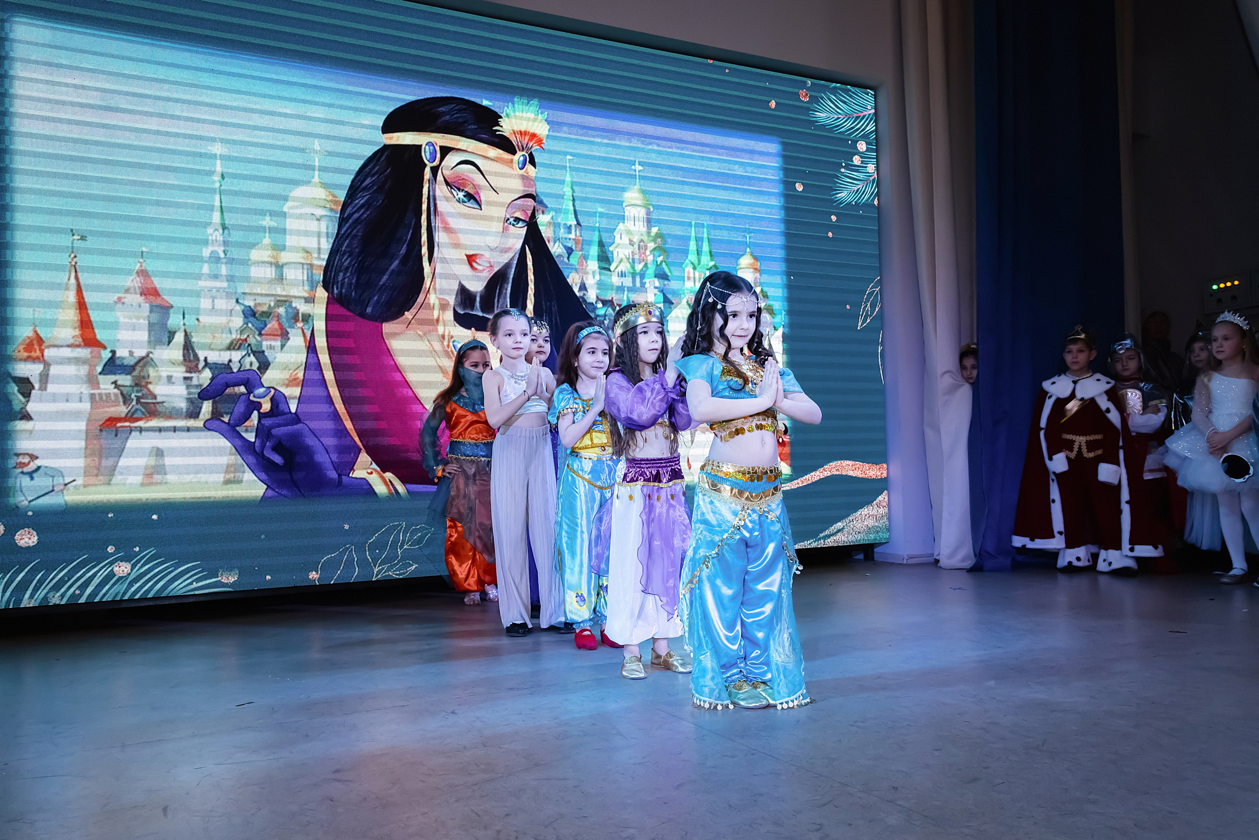 Новогодний праздник 1 В класс! Гимназия № 23. Фотограф и Видеограф в Краснодаре Юлия Солодченко