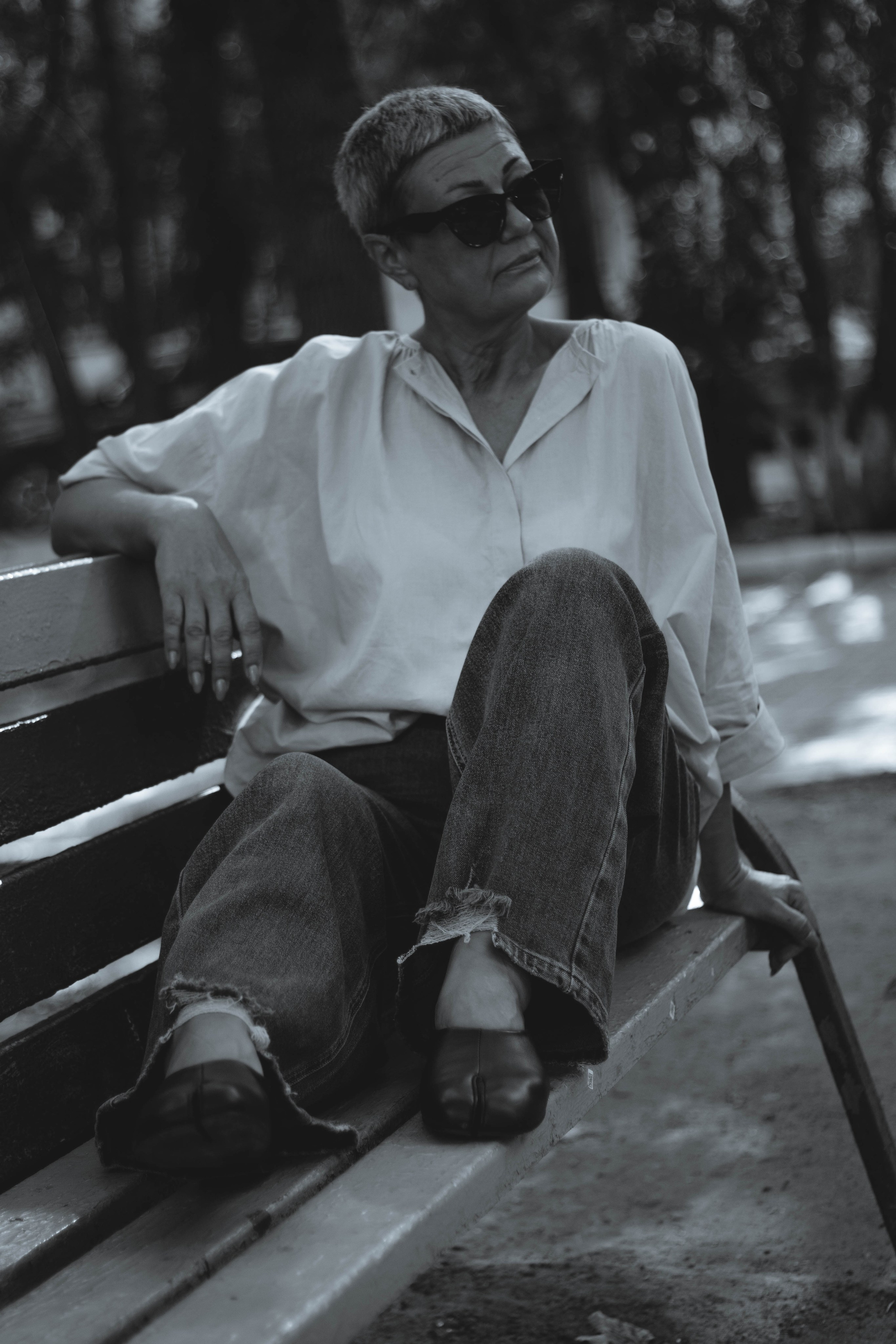 «Она среди улиц: лёгкость и стиль». Уличный фотограф Города N