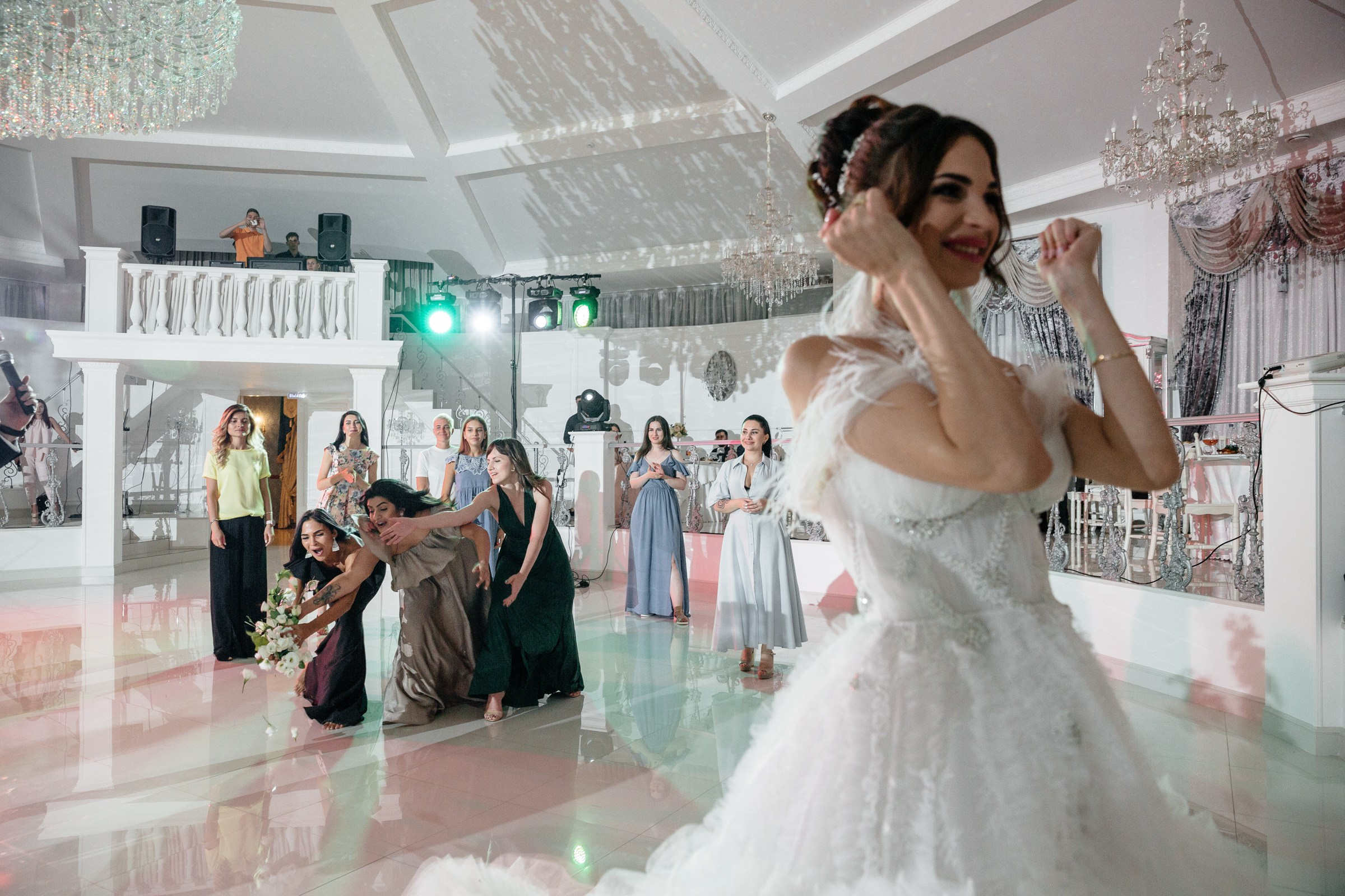 Свадебная фотосессия Ростома и Николь. Профессиональный фотограф в Волгодонске и Ростове Владимир Казак