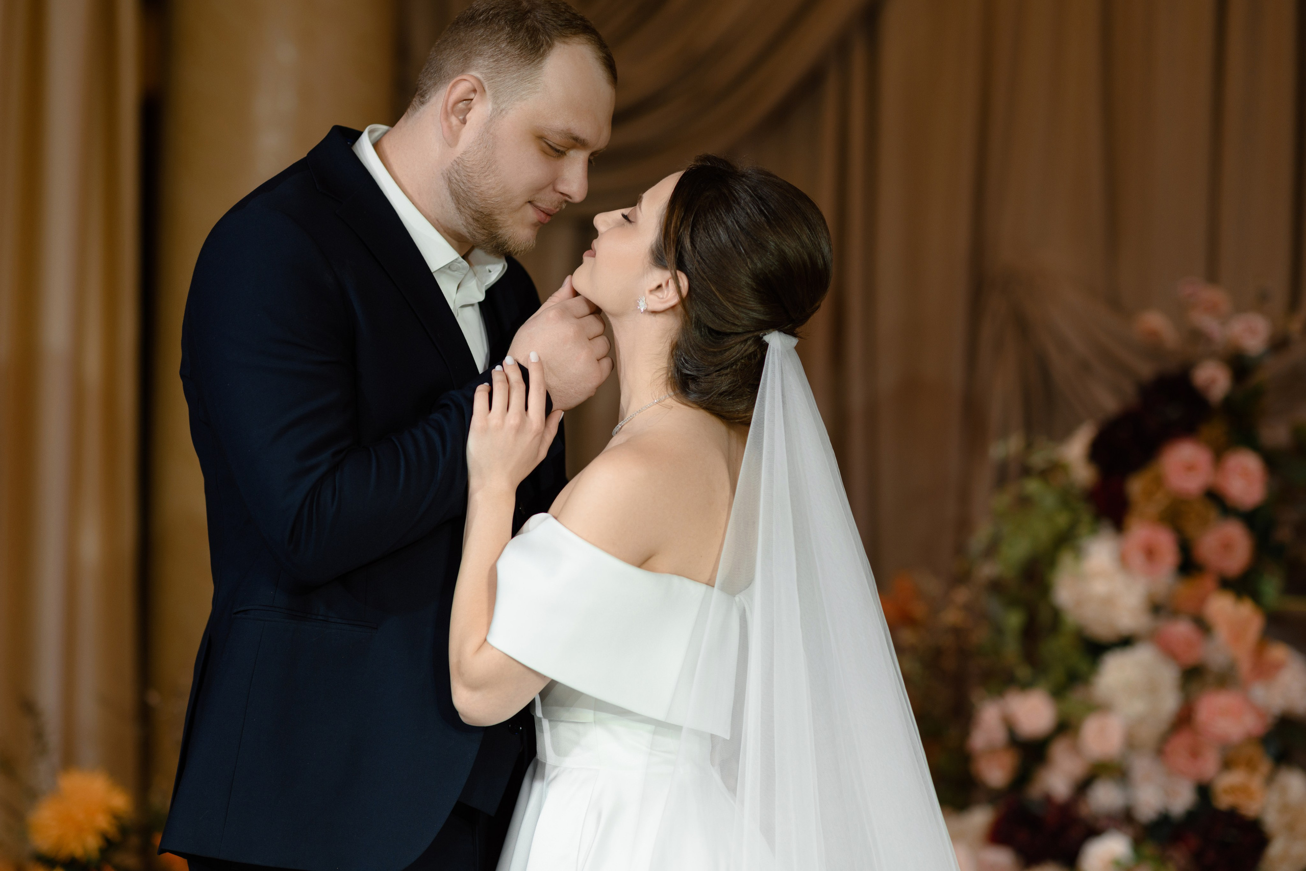 Максим и Юлия. Фотограф Донецк Симкович София