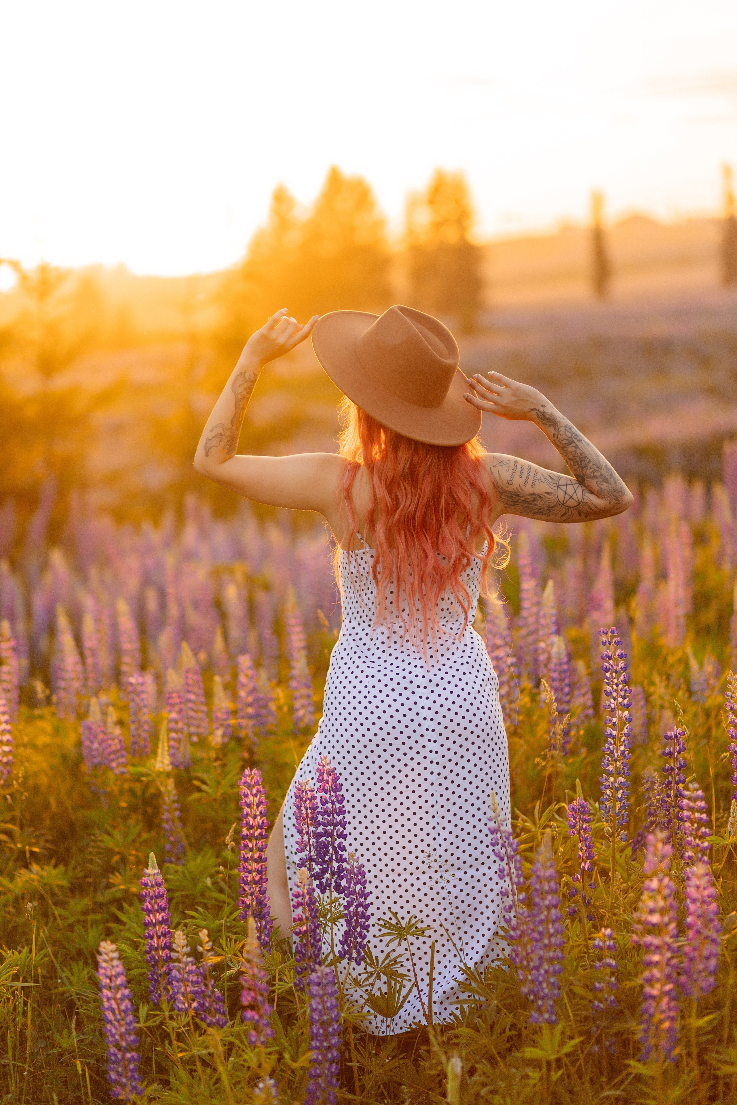 Люпиновая Фотосессия на закате. Профессиональный фотограф в Ижевске Леша Петров