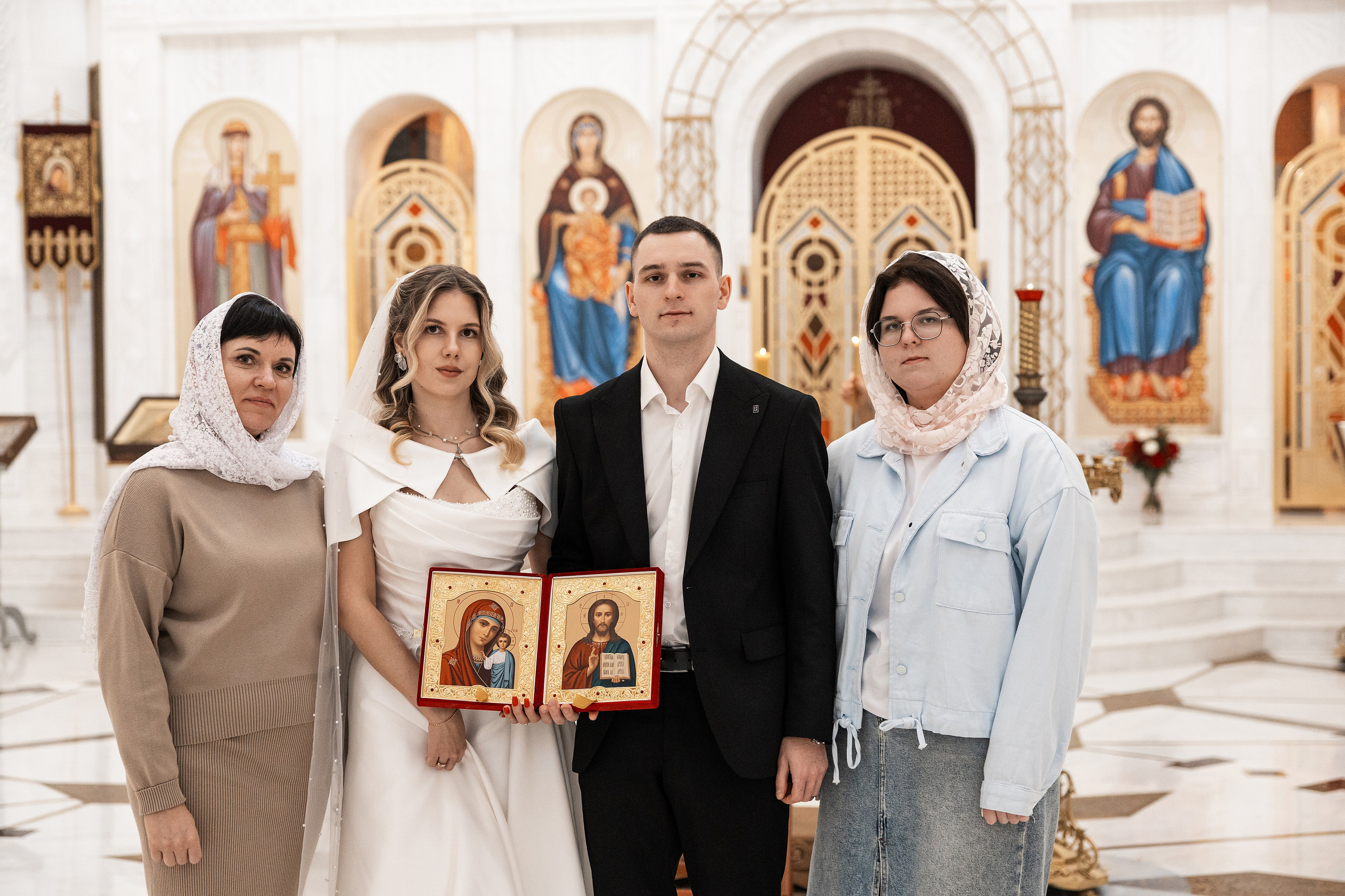 Венчание в Храме св. Владимира. Фотограф Крещение, Выписка москва