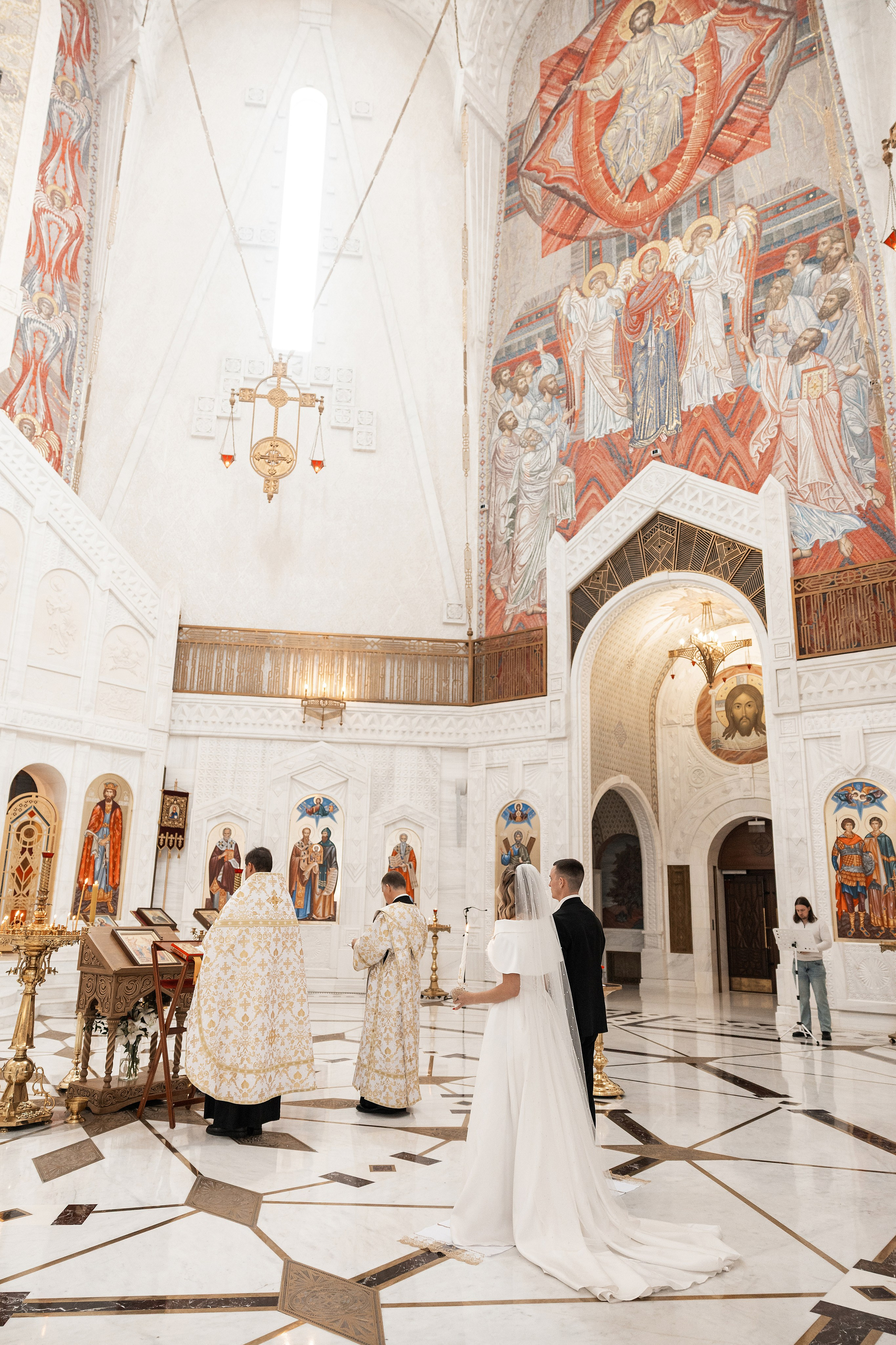 Венчание в Храме св. Владимира. Фотограф Крещение, Выписка москва