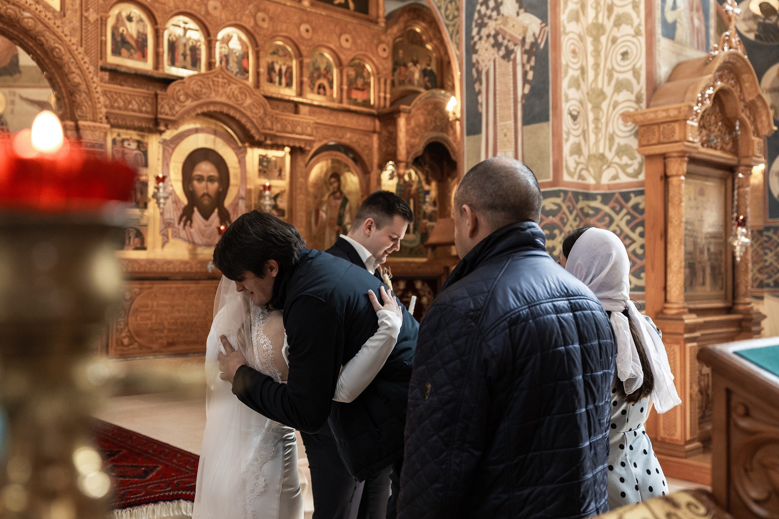 Венчание в Храме святых Новомучеников и Исповедников Российских. Фотограф Крещение, Выписка москва