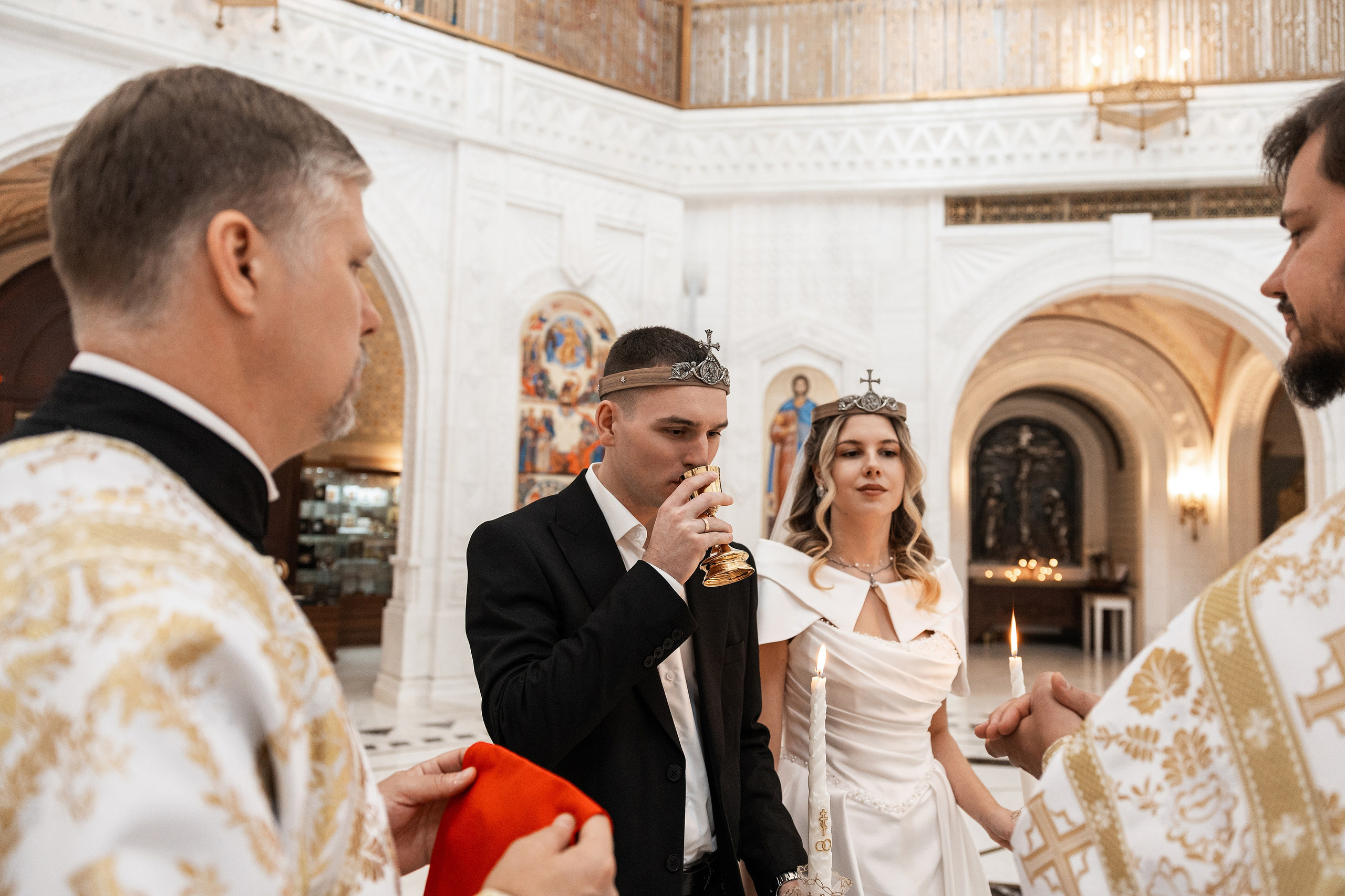 Венчание в Храме св. Владимира. Фотограф Крещение, Выписка москва