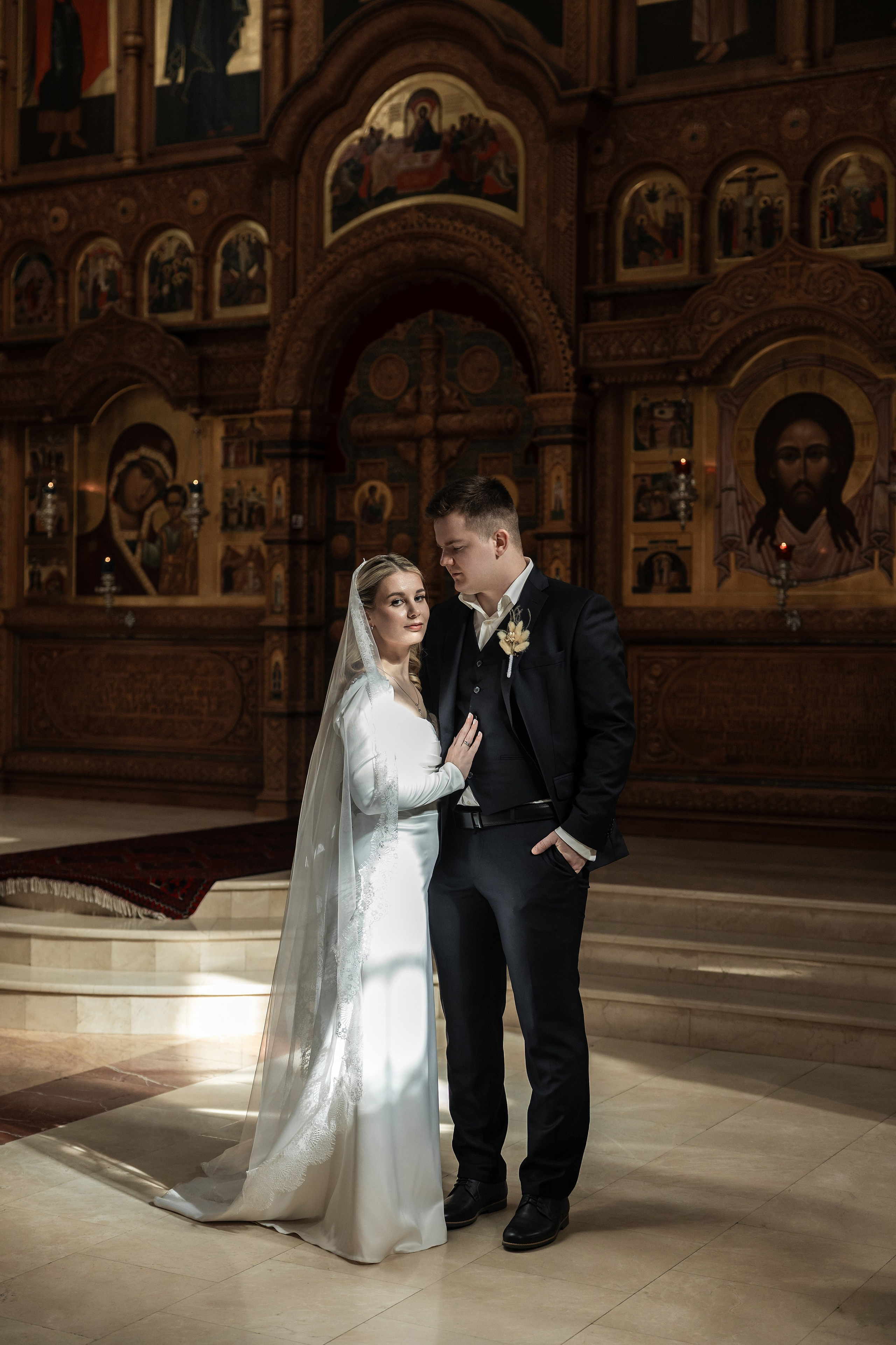 Венчание в Храме святых Новомучеников и Исповедников Российских. Фотограф Крещение, Выписка москва