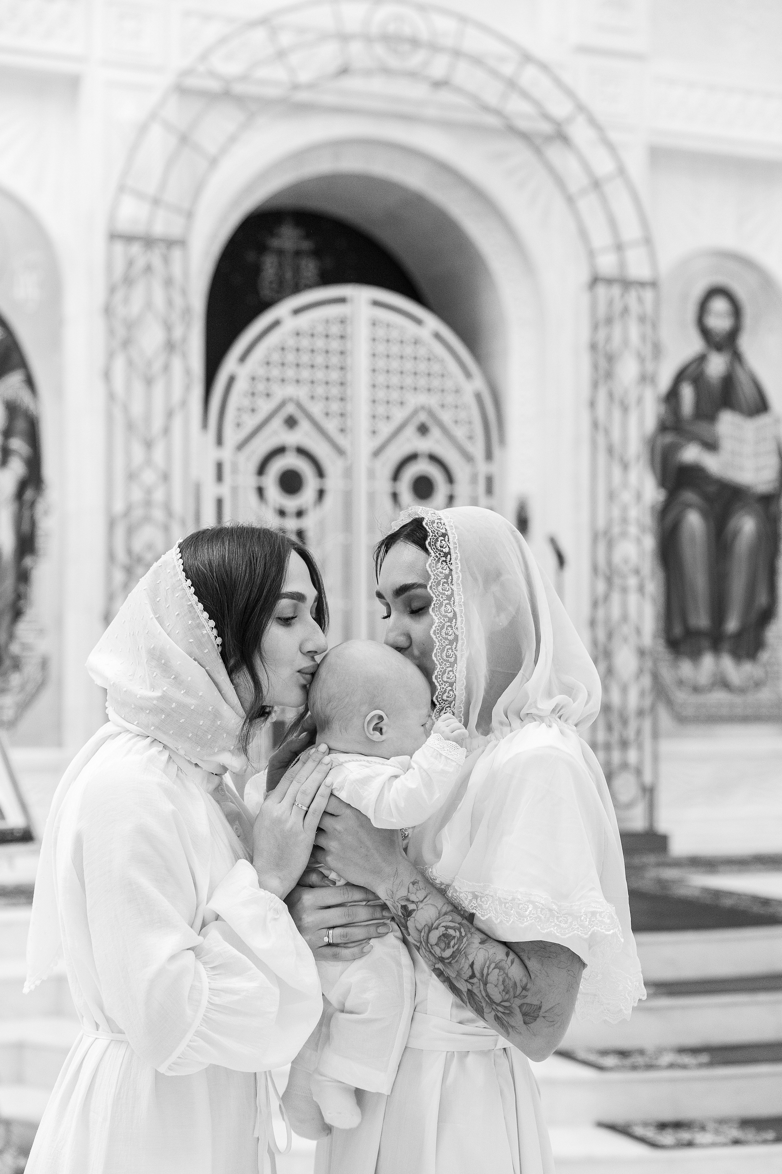 Крещение в храме святого равноапостольного князя Владимира. Фотограф Крещение, Выписка москва