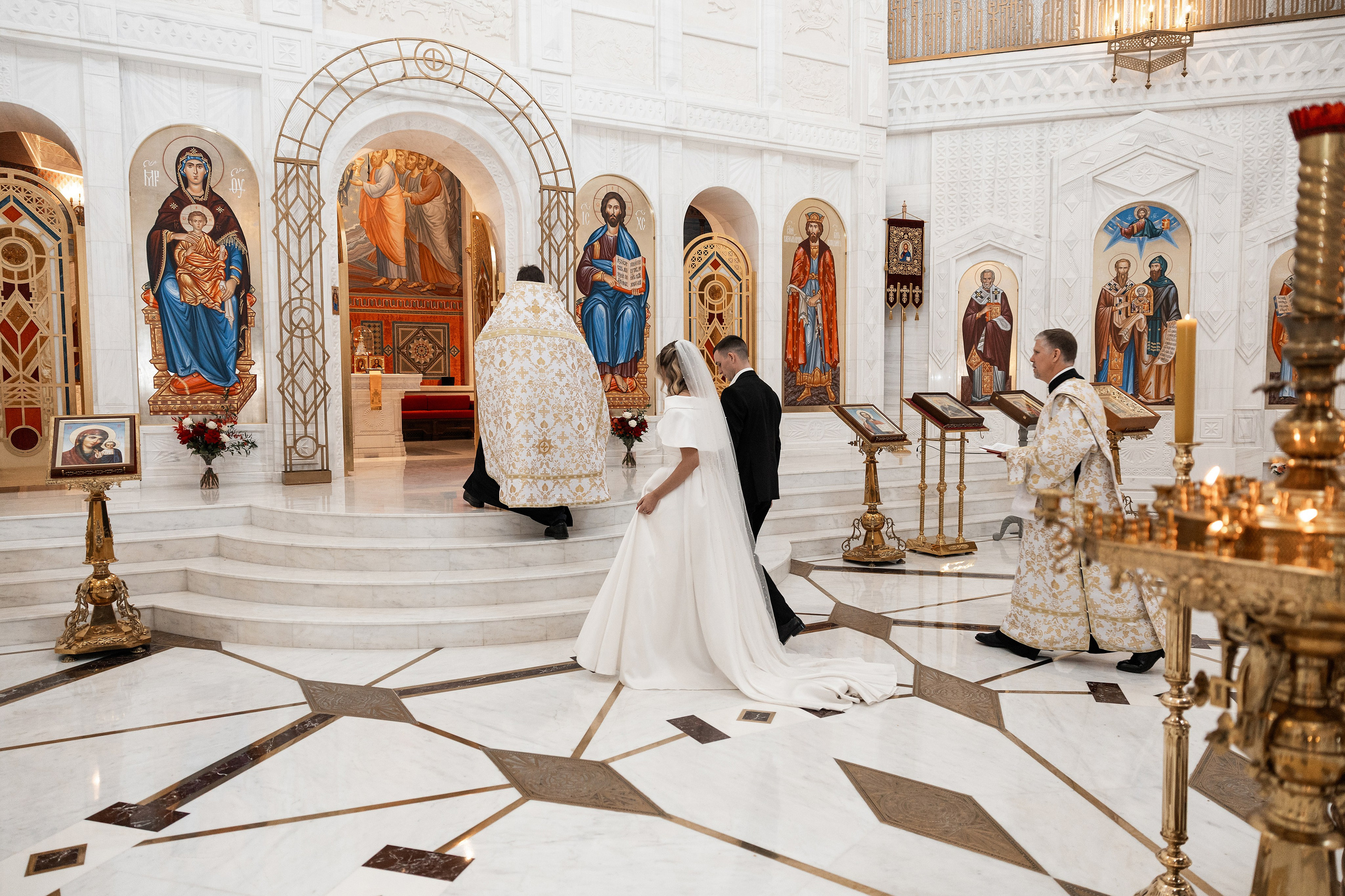 Венчание в Храме св. Владимира. Фотограф Крещение, Выписка москва
