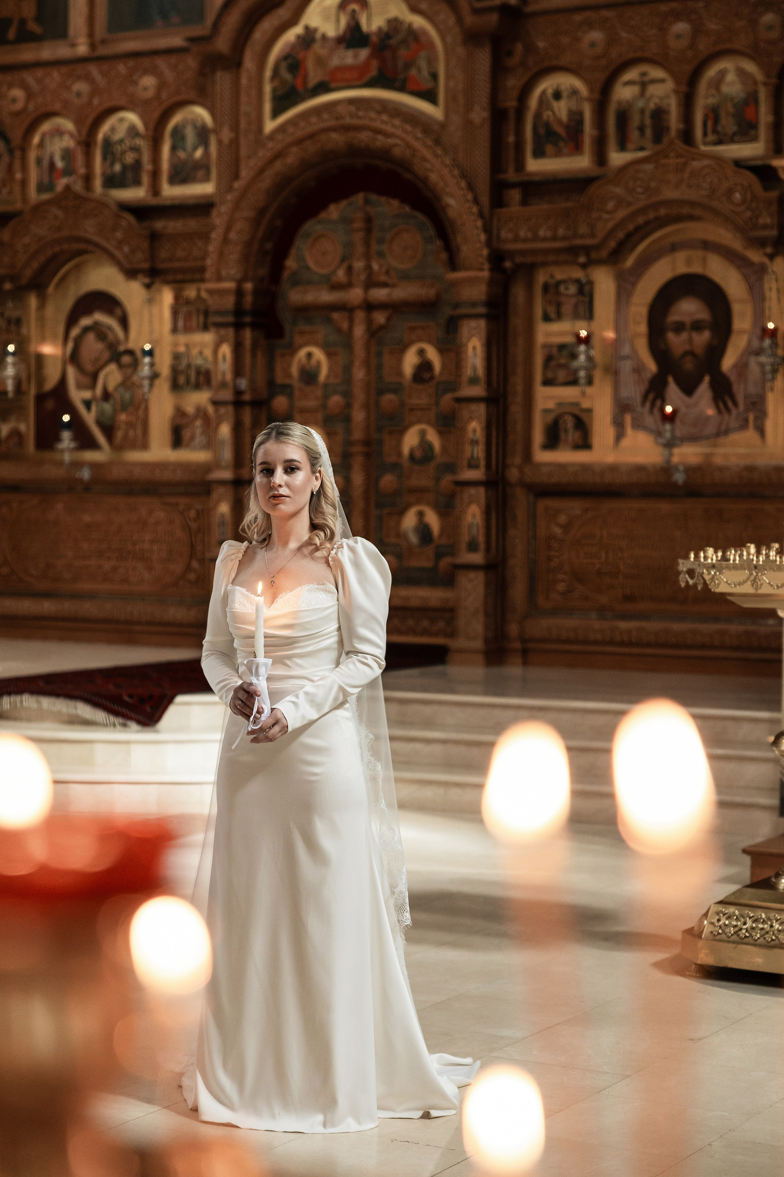 Венчание в Храме святых Новомучеников и Исповедников Российских. Фотограф Крещение, Выписка москва