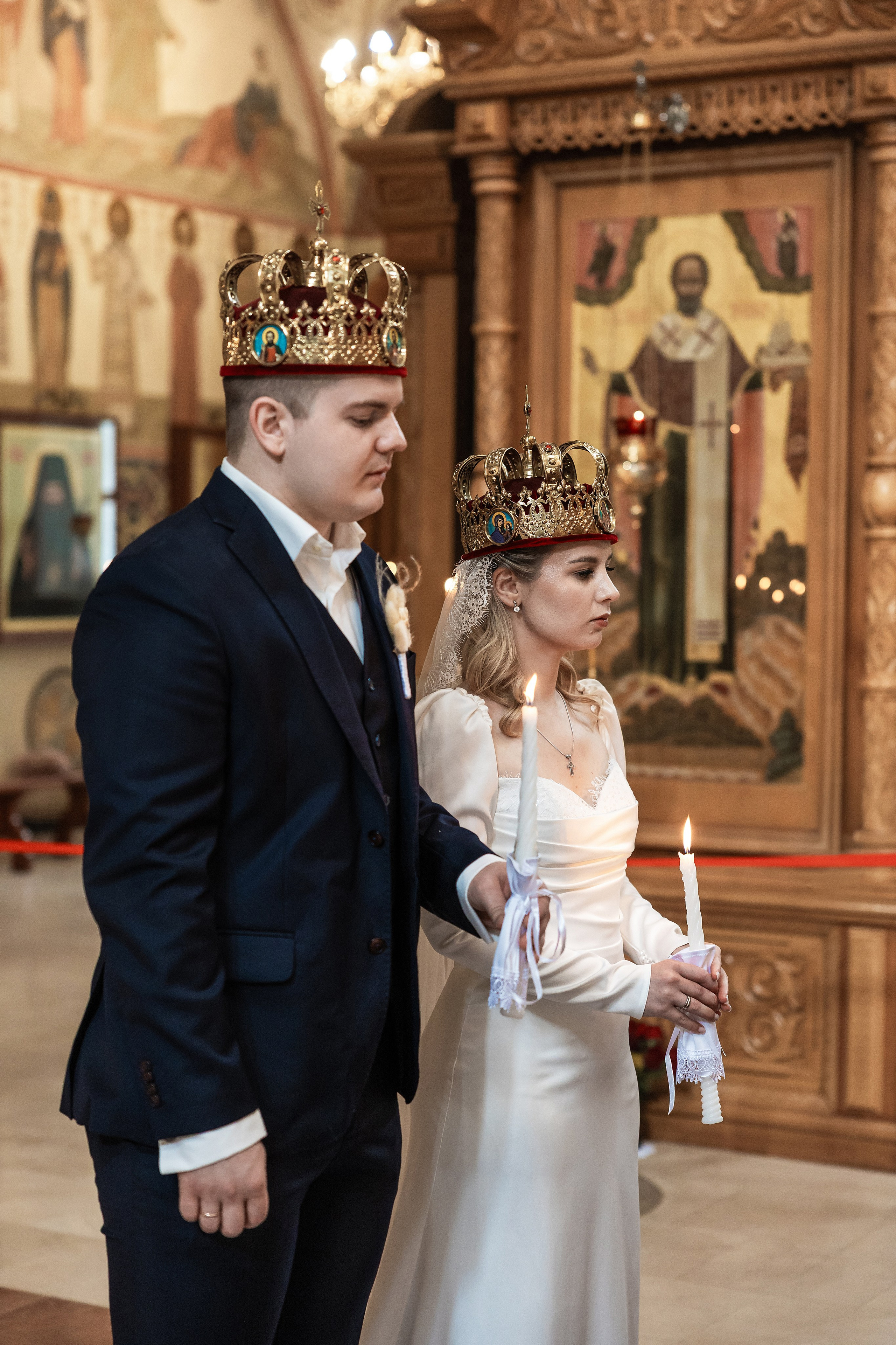 Венчание в Храме святых Новомучеников и Исповедников Российских. Фотограф Крещение, Выписка москва