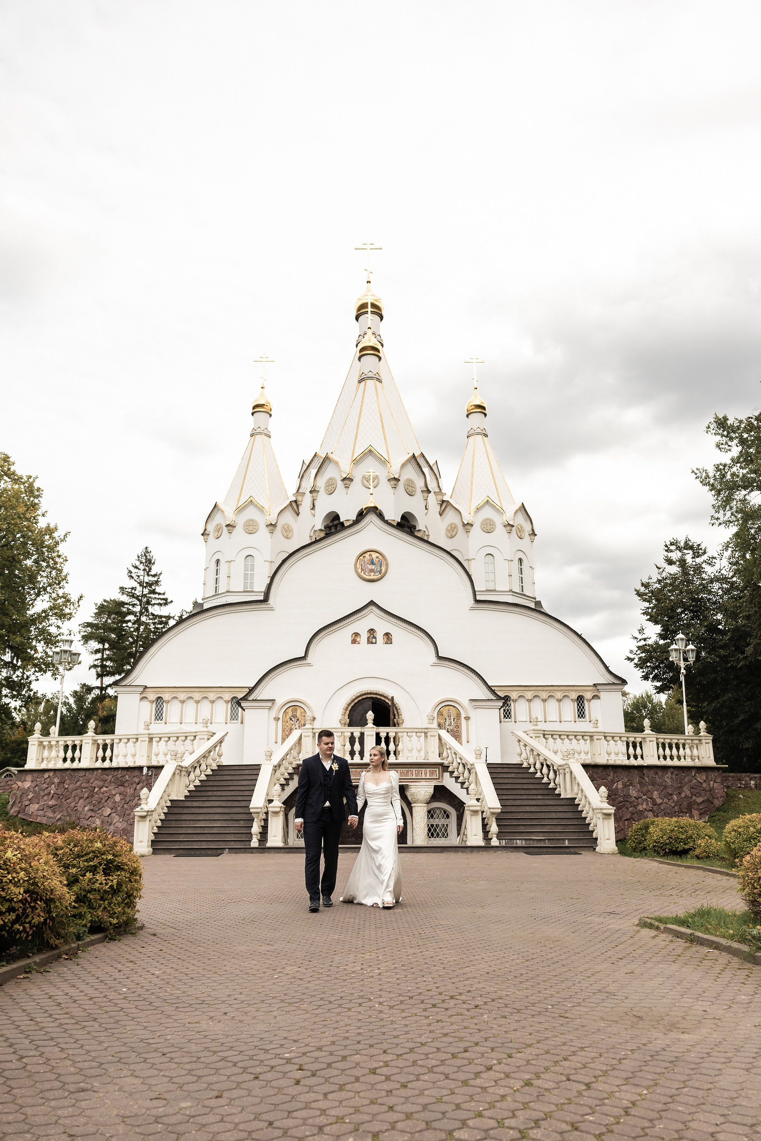 Венчание в Храме святых Новомучеников и Исповедников Российских. Фотограф Крещение, Выписка москва
