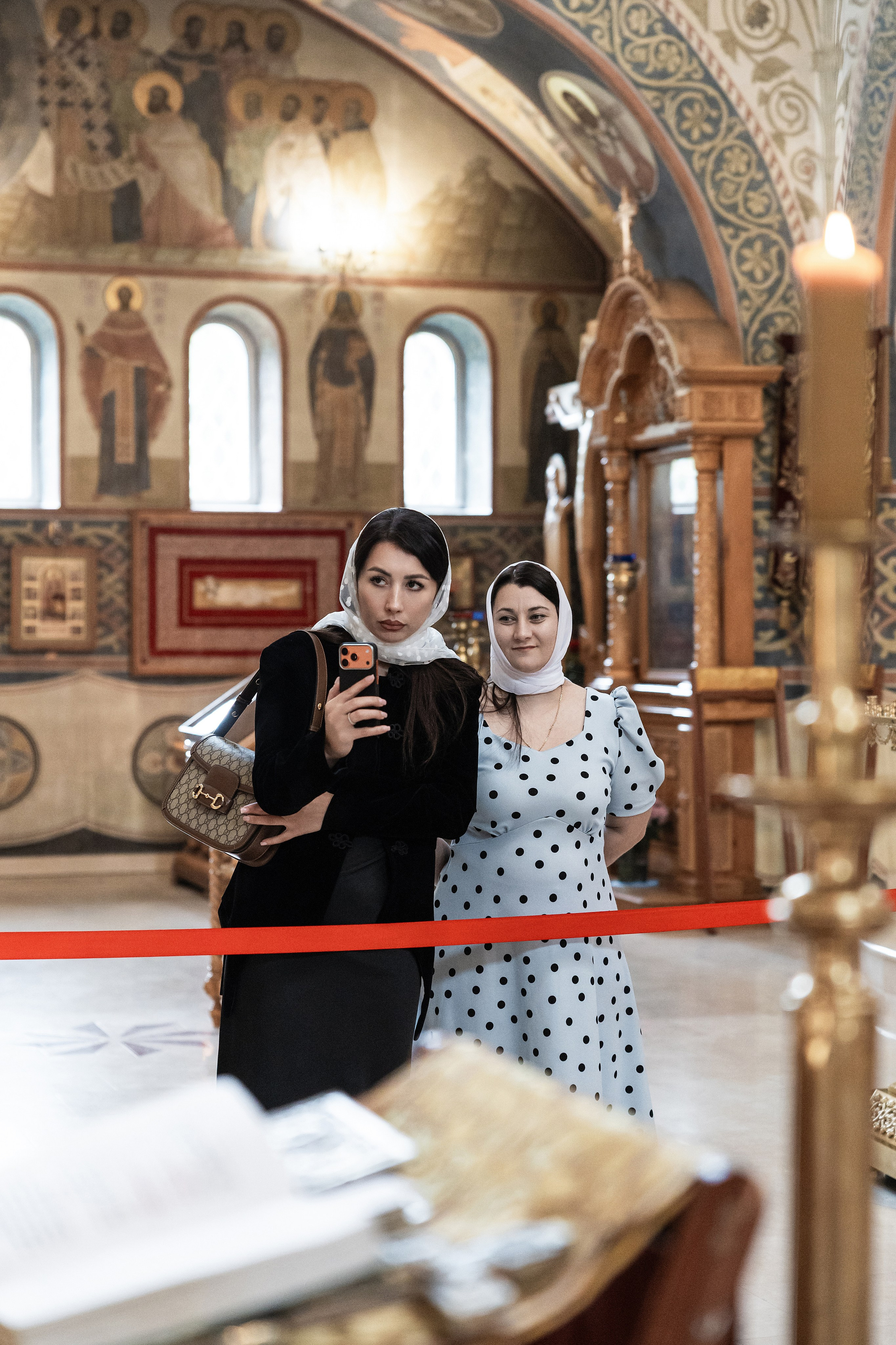 Венчание в Храме святых Новомучеников и Исповедников Российских. Фотограф Крещение, Выписка москва