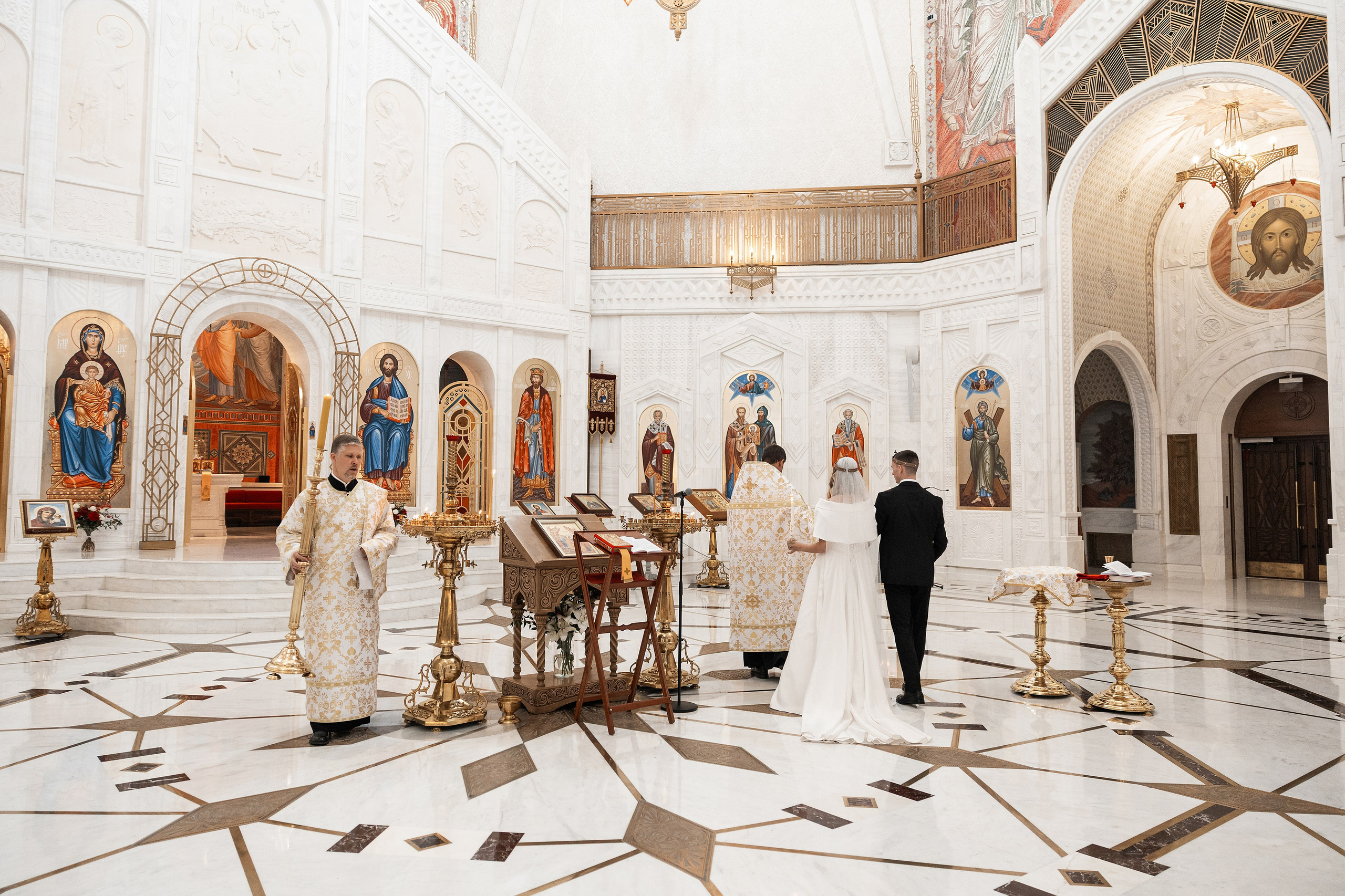 Венчание в Храме св. Владимира. Фотограф Крещение, Выписка москва