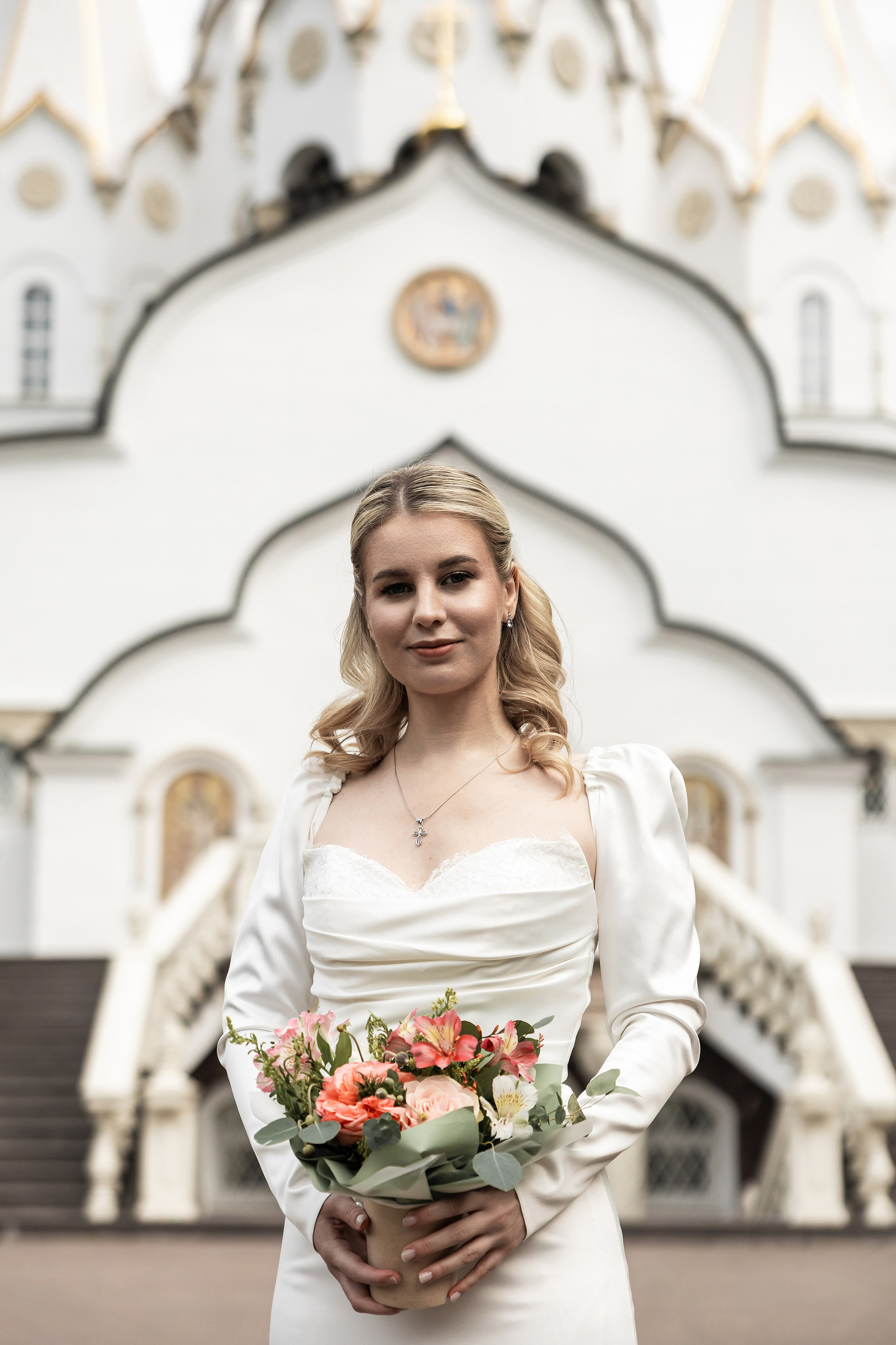Венчание в Храме святых Новомучеников и Исповедников Российских. Фотограф Крещение, Выписка москва
