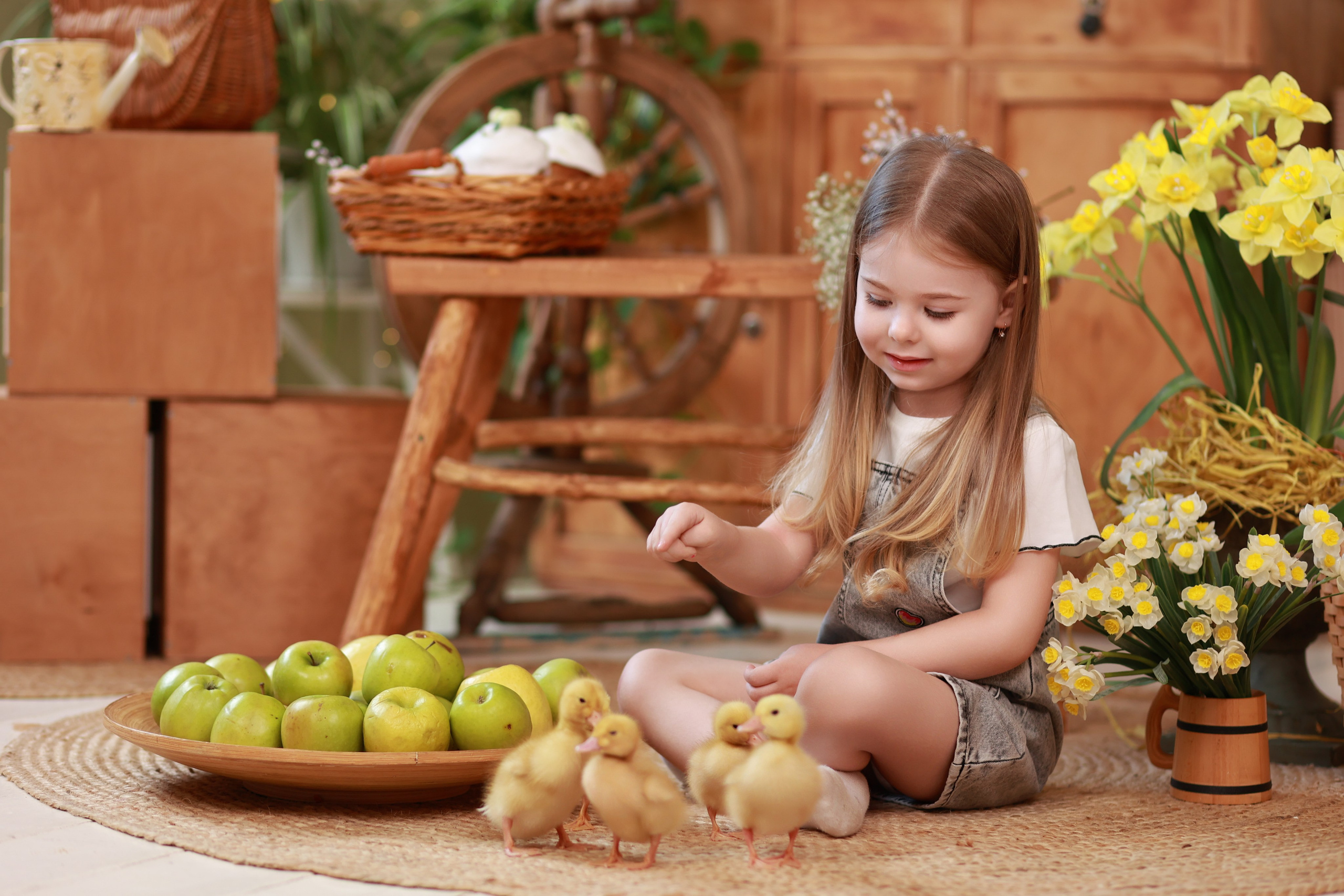 «Светлая Пасха» с утятами. Детский семейный фотограф Краснодар