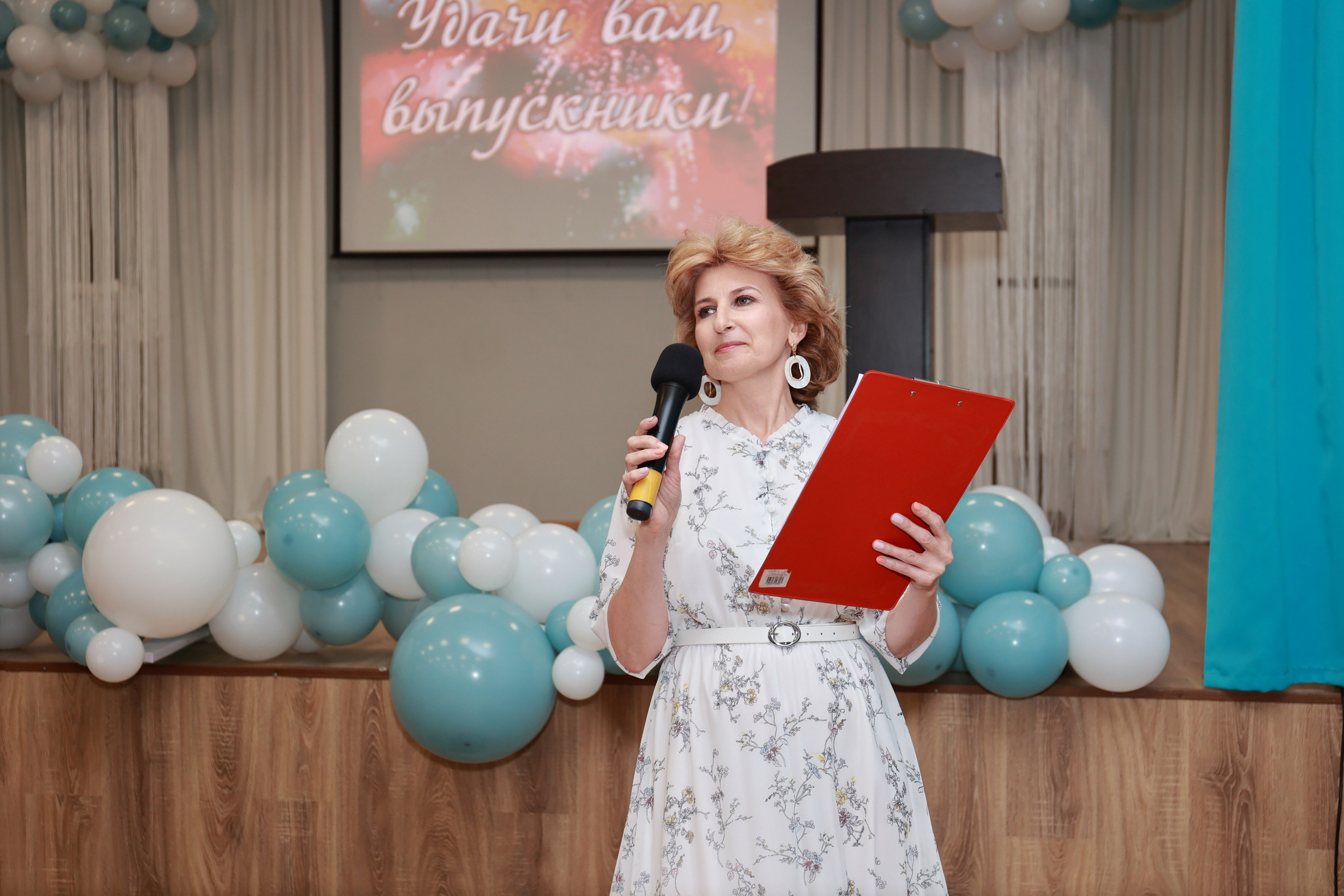 Вручение аттестатов СОШ 42 (2025г). Детский семейный фотограф Краснодар