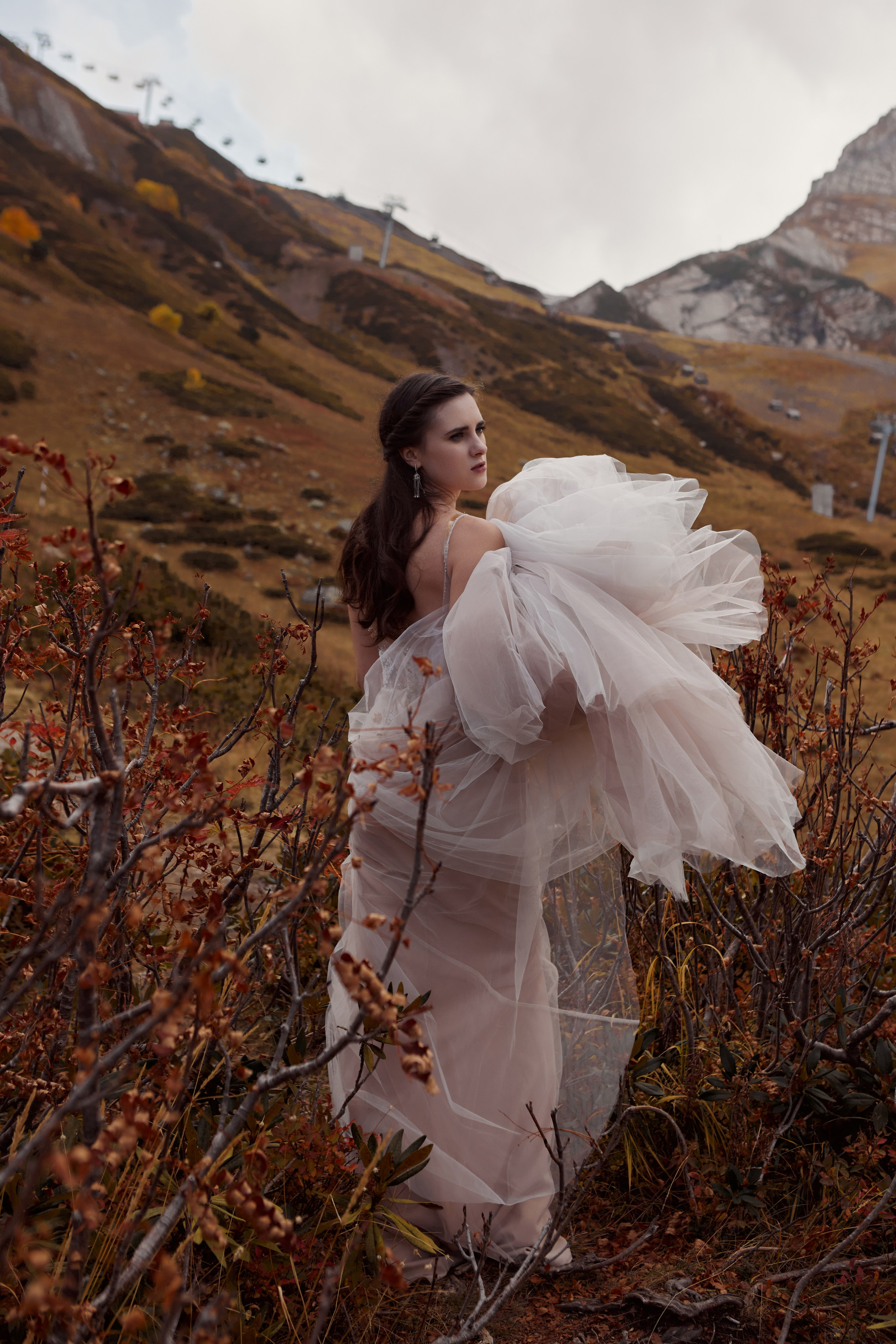 Свадебная фотосессия в горах. Свадебный и семейный фотограф в Сочи-Красной поляне Ларионова Анна