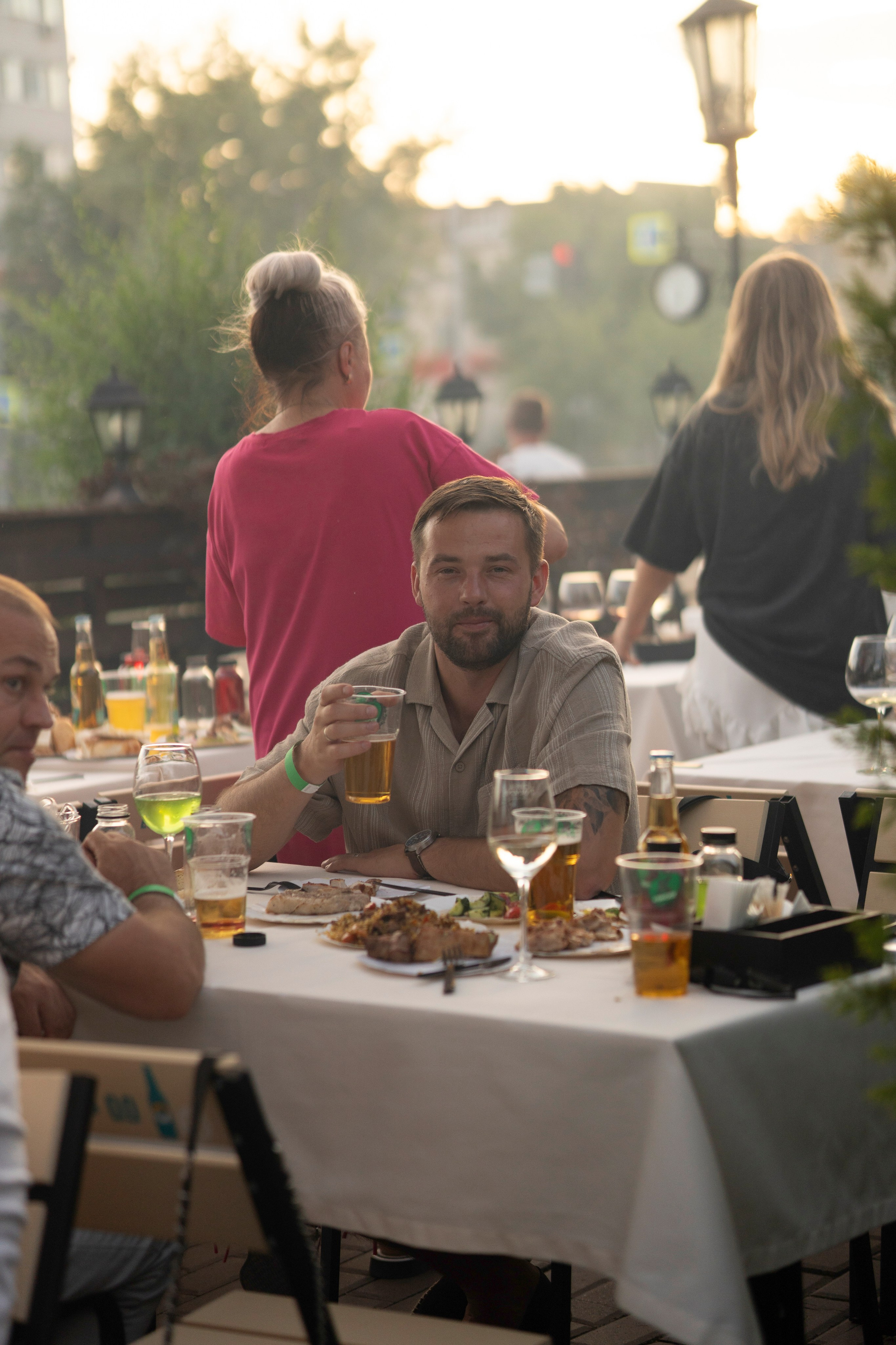 BBQ Безлимит (Bahnhof). Maxon Magnusson