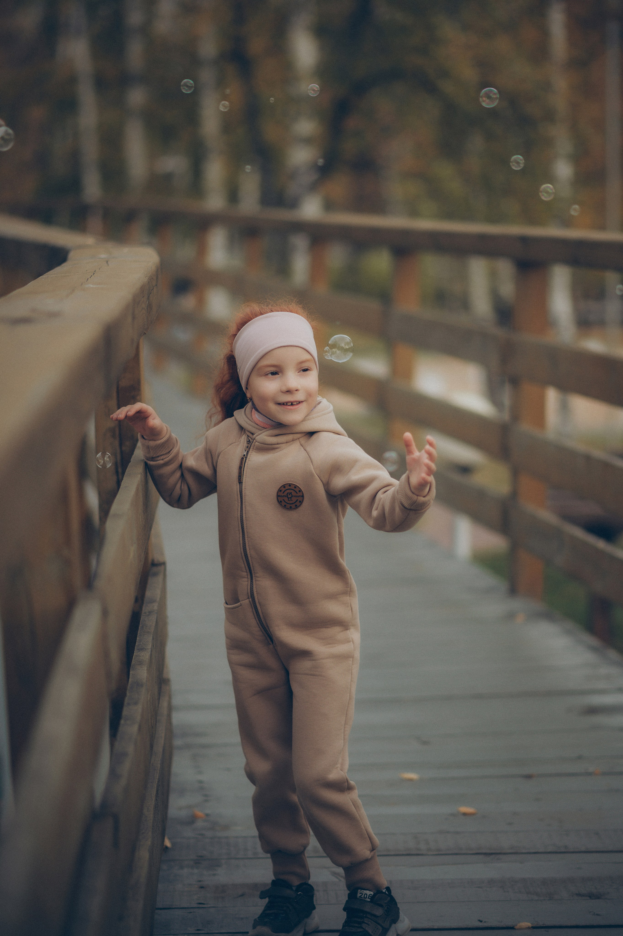 Анюта и Таня. Фотограф, г. Лесной Свердловской области