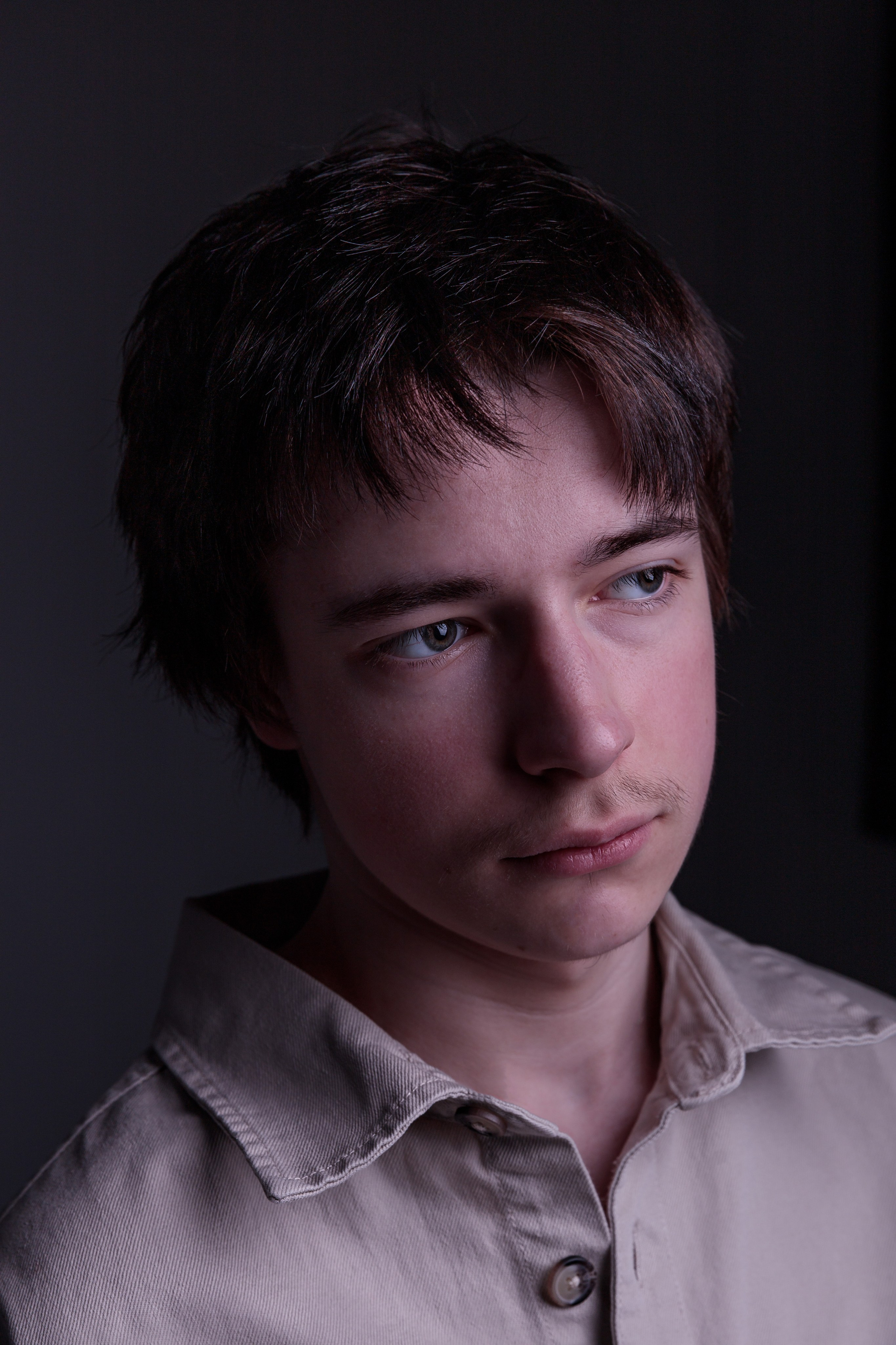 Дмитрий. ФОТОГРАФ РАДОСТИ Фотосессия в студии СПб. Портретный фотограф — Юрий Торлопов