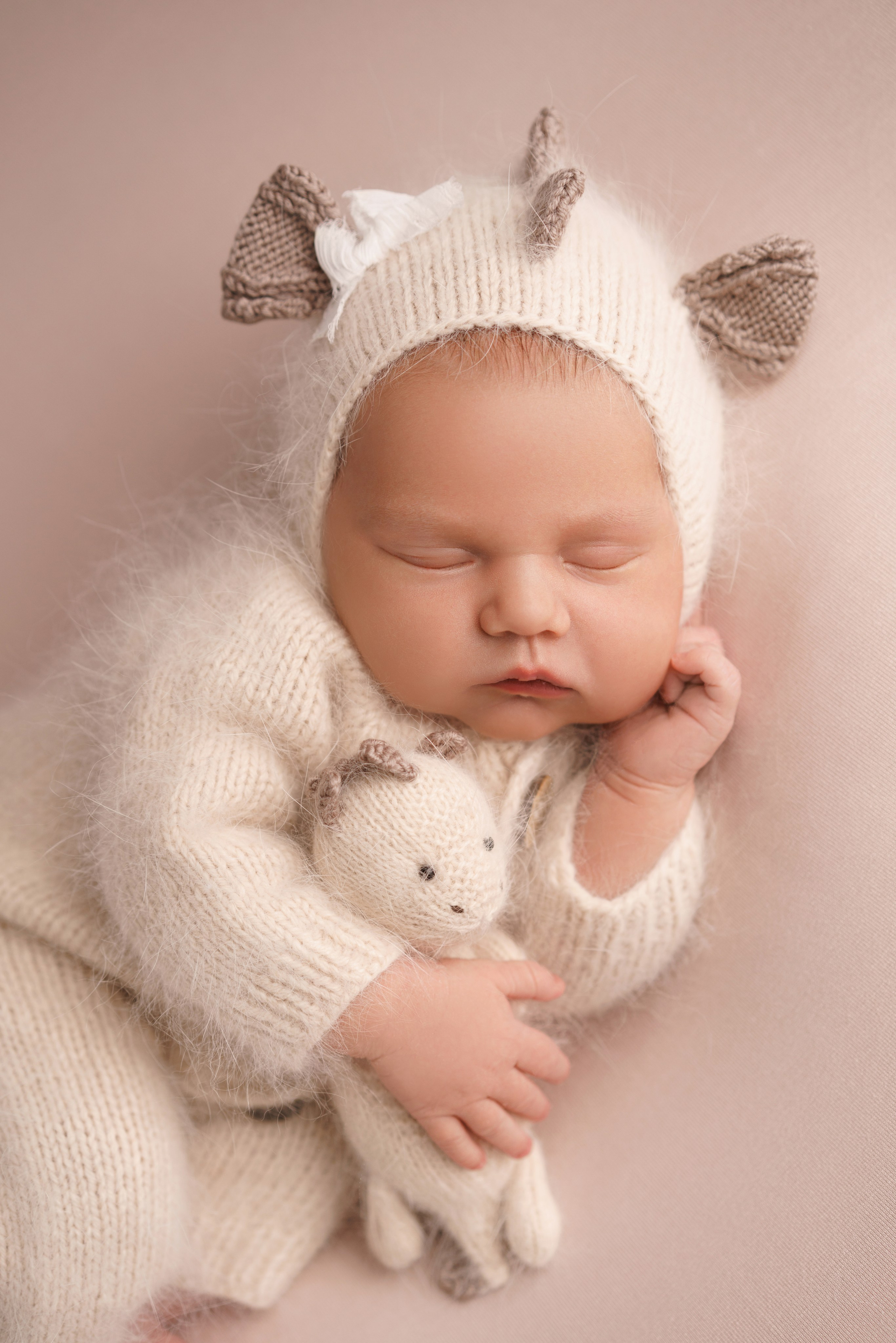 Фотосессия новорожденных | Галерея трогательных кадров малышей в стиле newborn. Фотосессия новорожденных в Москве и Московской области | Профессиональный фотограф newborn — Татьяна Иванова