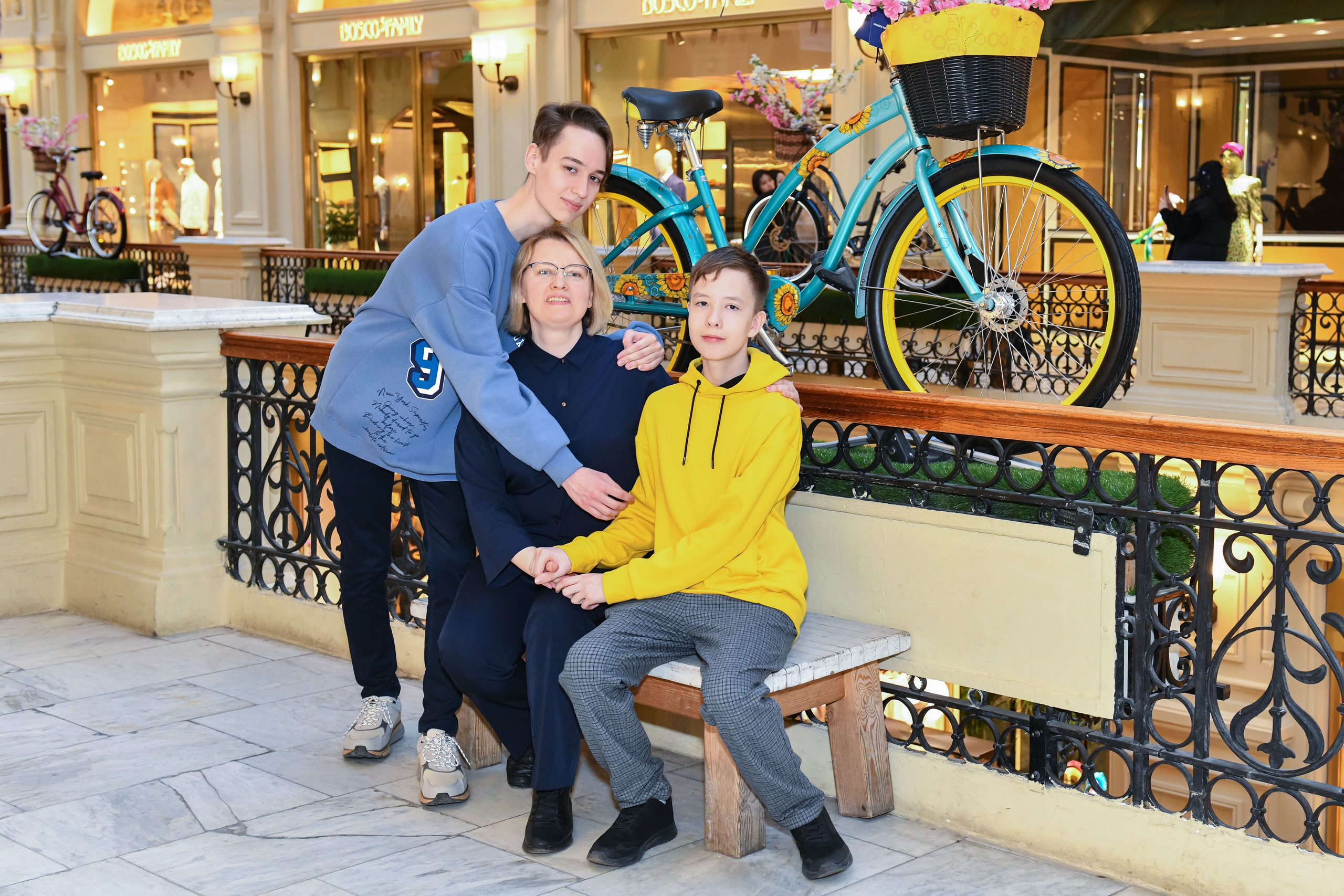 Семья в Гуме. Свадебный и портретный фотограф в Москве Галина Борисова