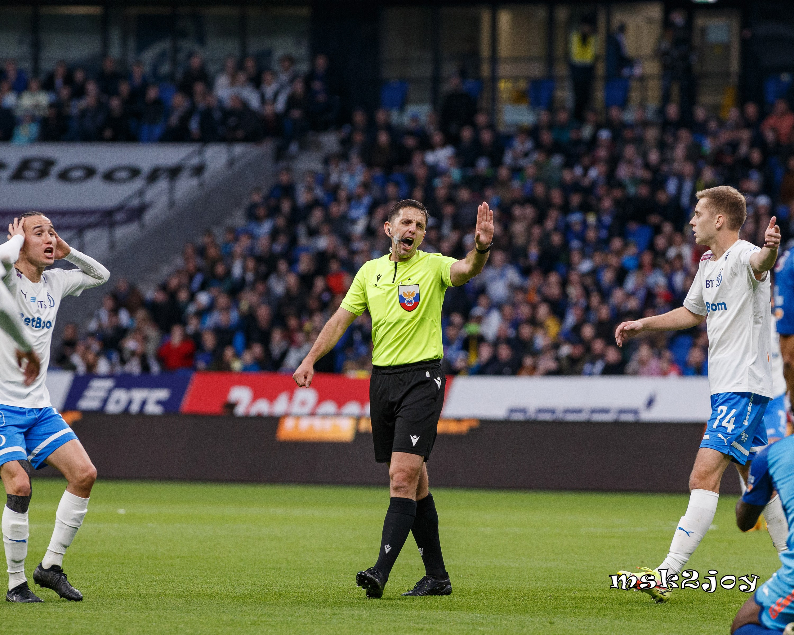 Фоторепортаж. РПЛ. Динамо — Зенит. Михаил Тоцкий портретный и репортажный фотограф в Москве