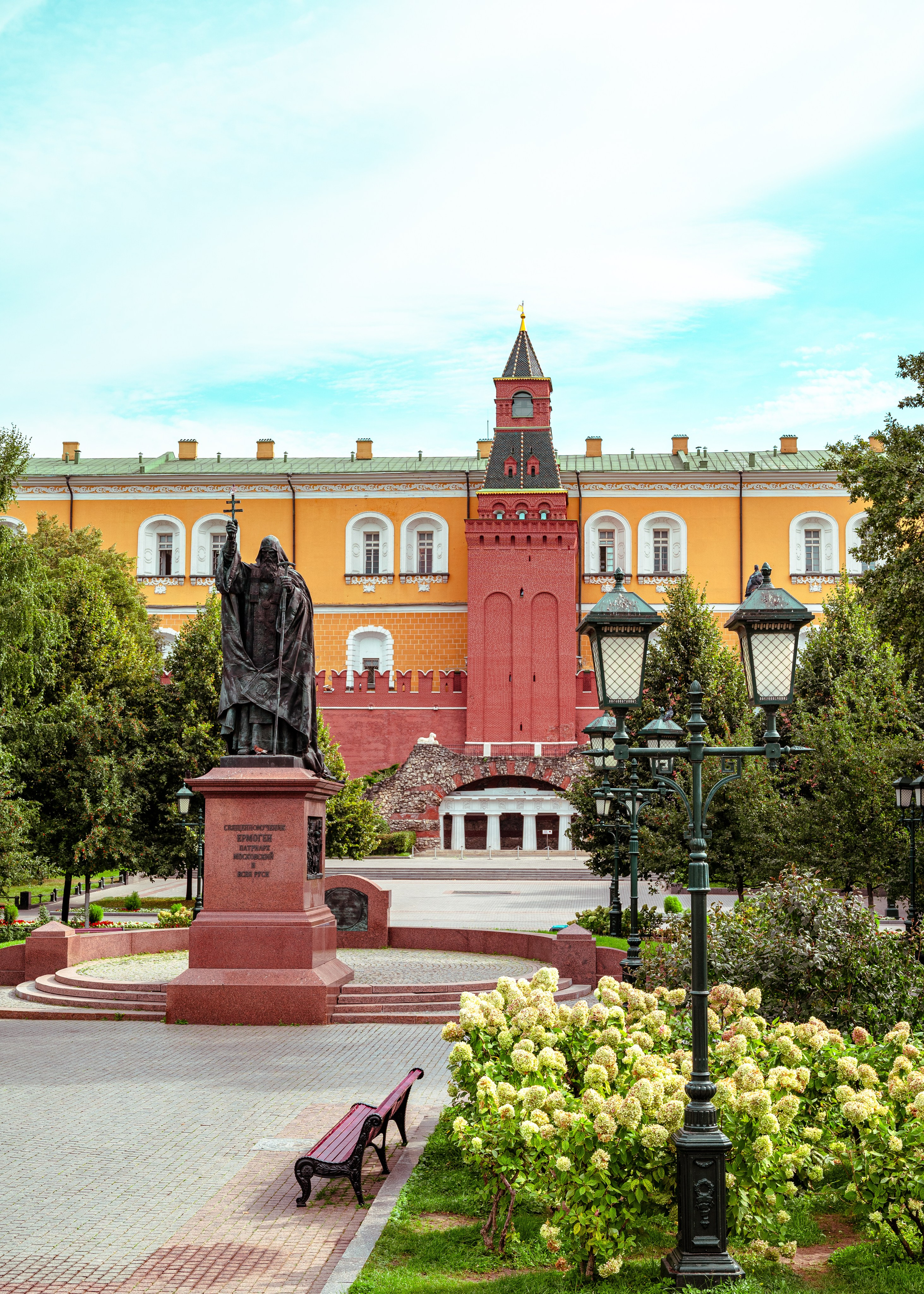Фотопрогулка в Александровском саду. П&П — Полезное с Приятным. Фотоэкскурсии — Москва на память. Экскурсовод и фотограф в Москве. Увези столицу в своём альбоме!