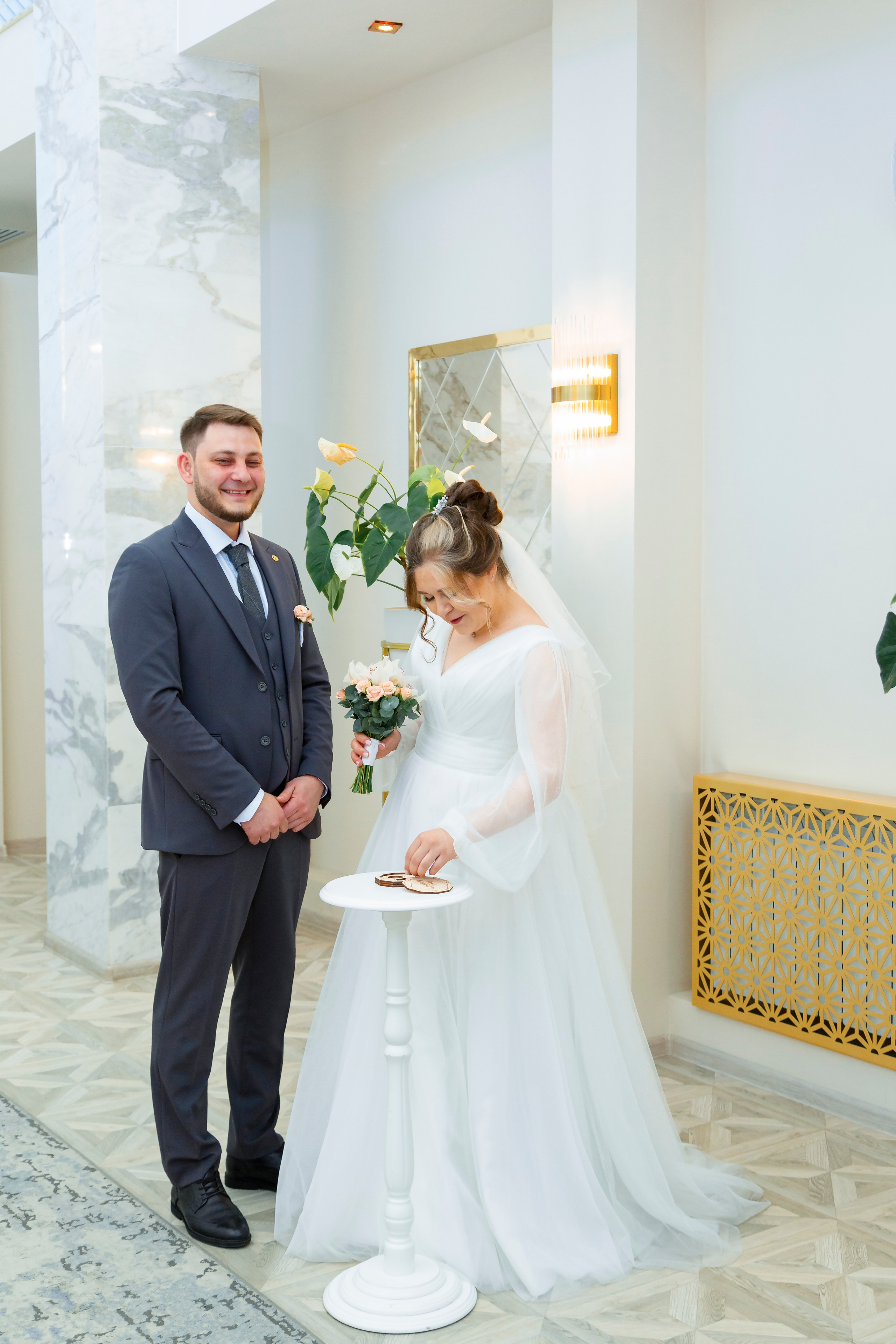 Артем и Оксана ~ Дворец № 4. Семейный и свадебный фотограф в Москве Татьяна Седлецкая