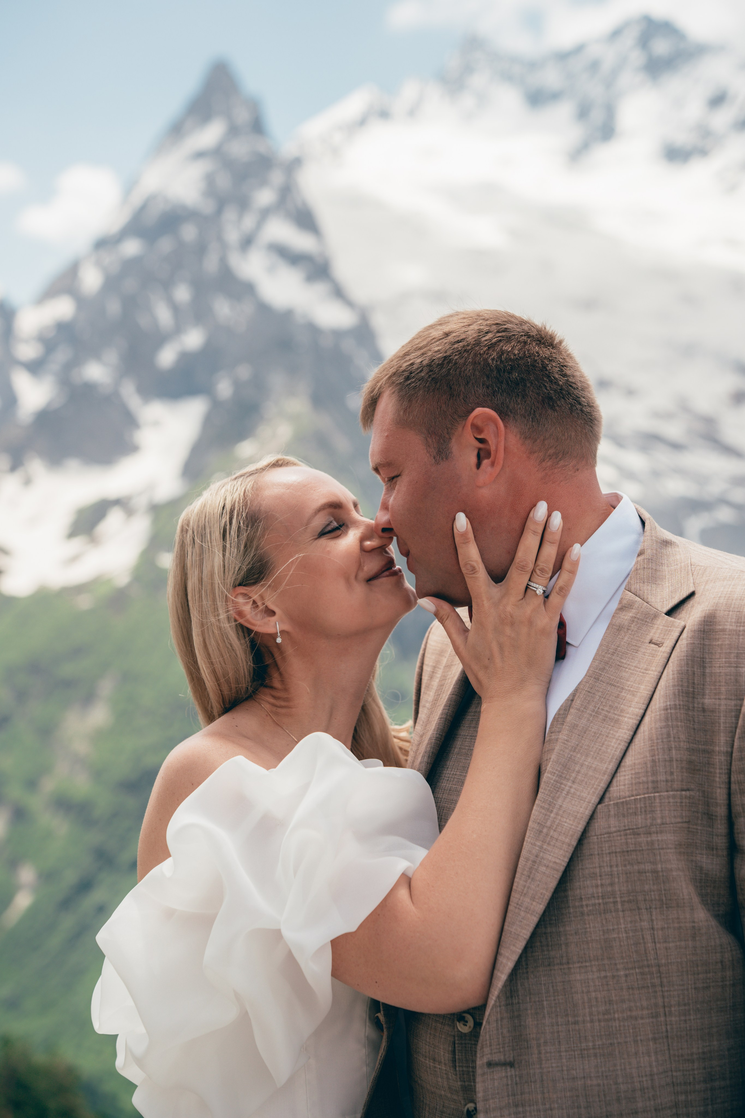 Съемка для брендов одежды КМВ Пятигорск, Железноводск, Ессентуки, Кисловодск Архыз Домбай Фотосессия. Фотограф КМВ|ГОРЫ Пятигорск Железноводск Ессентуки Кисловодск Домбай Архыз Эльбрус