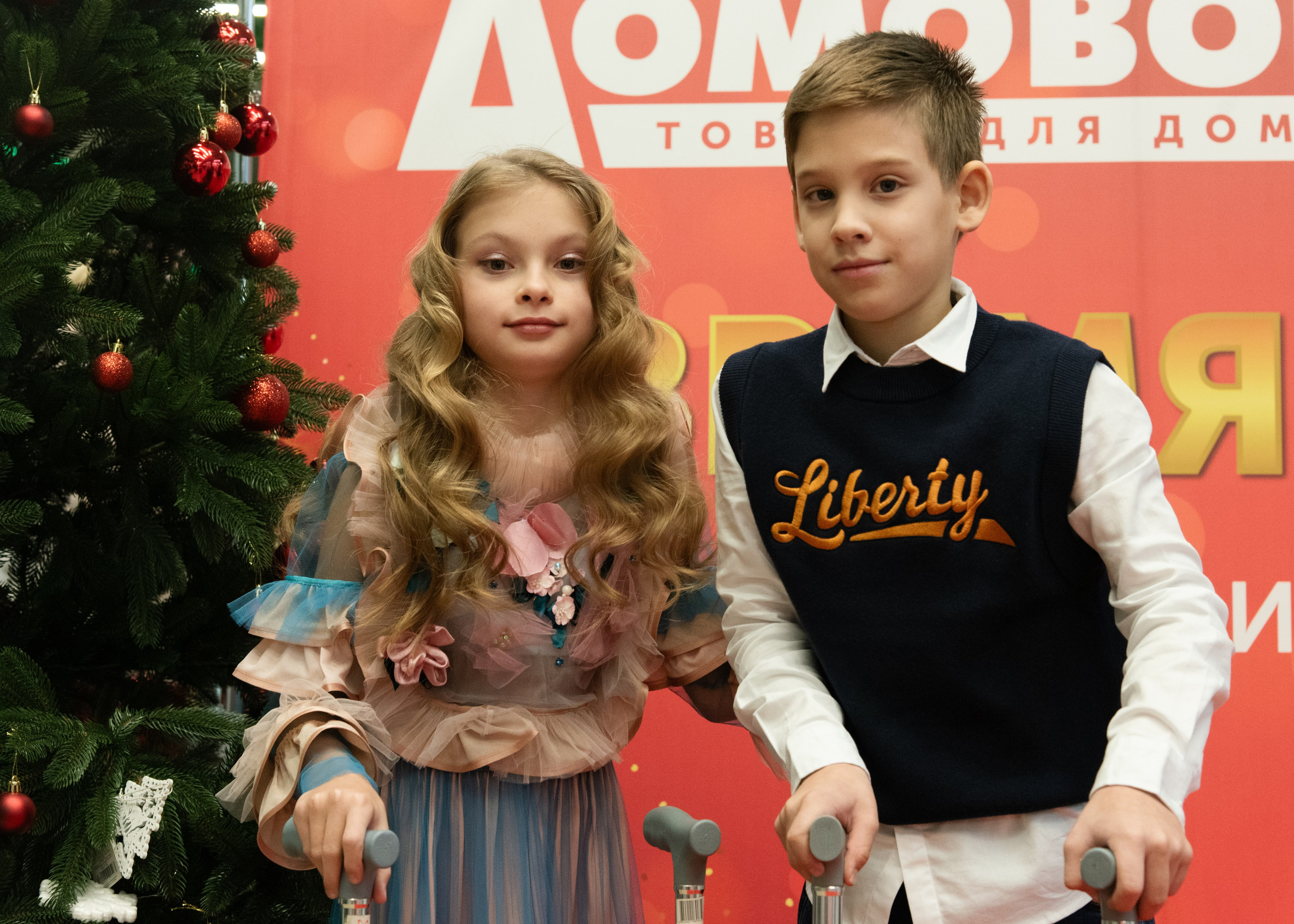 Показ Мод БФ «Исток Жизни». Дети с «Безграничными Возможностями». Портретный Семейный Fine-Art фотограф в Санкт-Петербурге Криулина