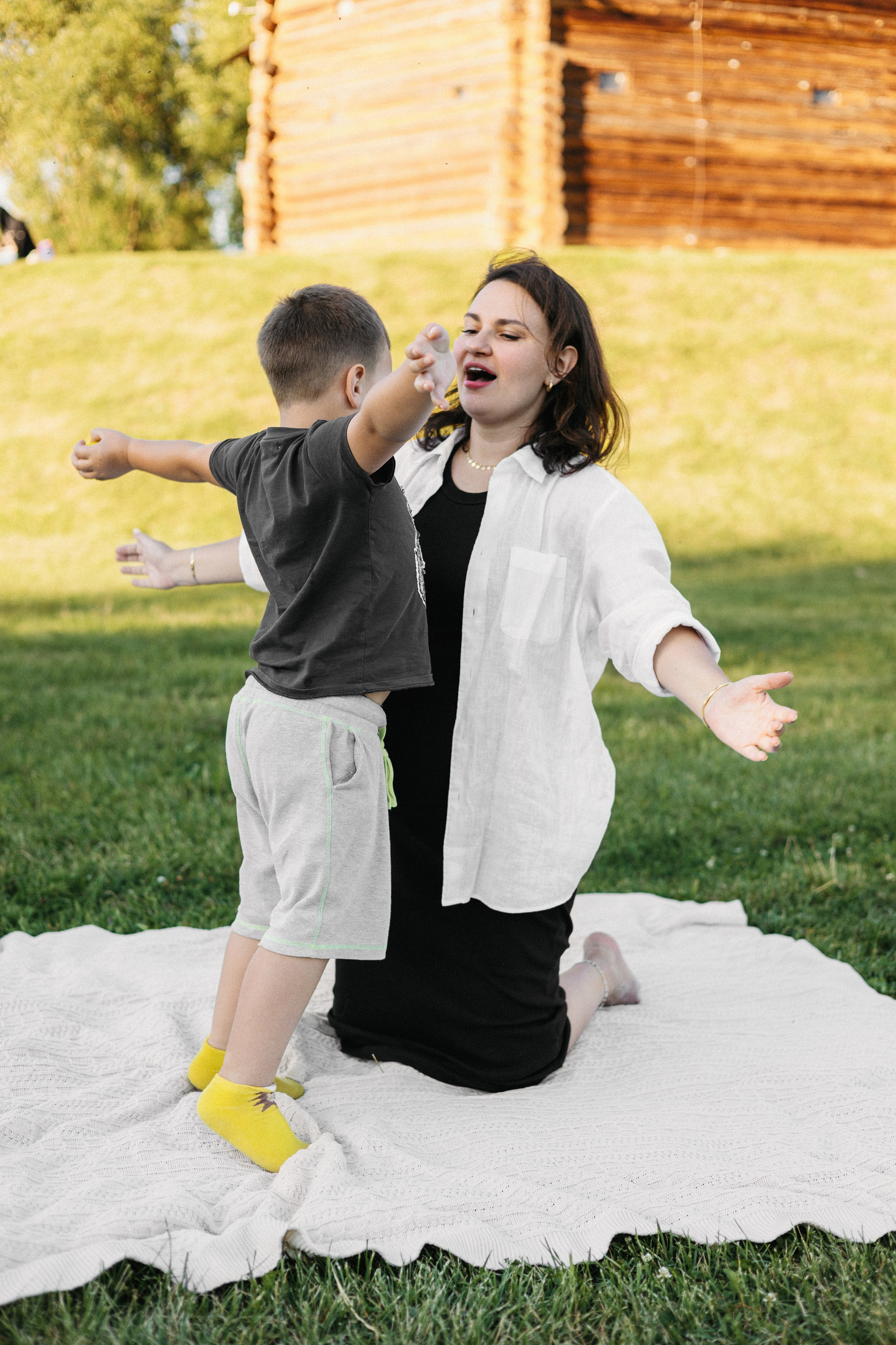 Семейная фотосессия в парке Коломенское. Портретный и семейный фотограф в Москве Мария Рослякова