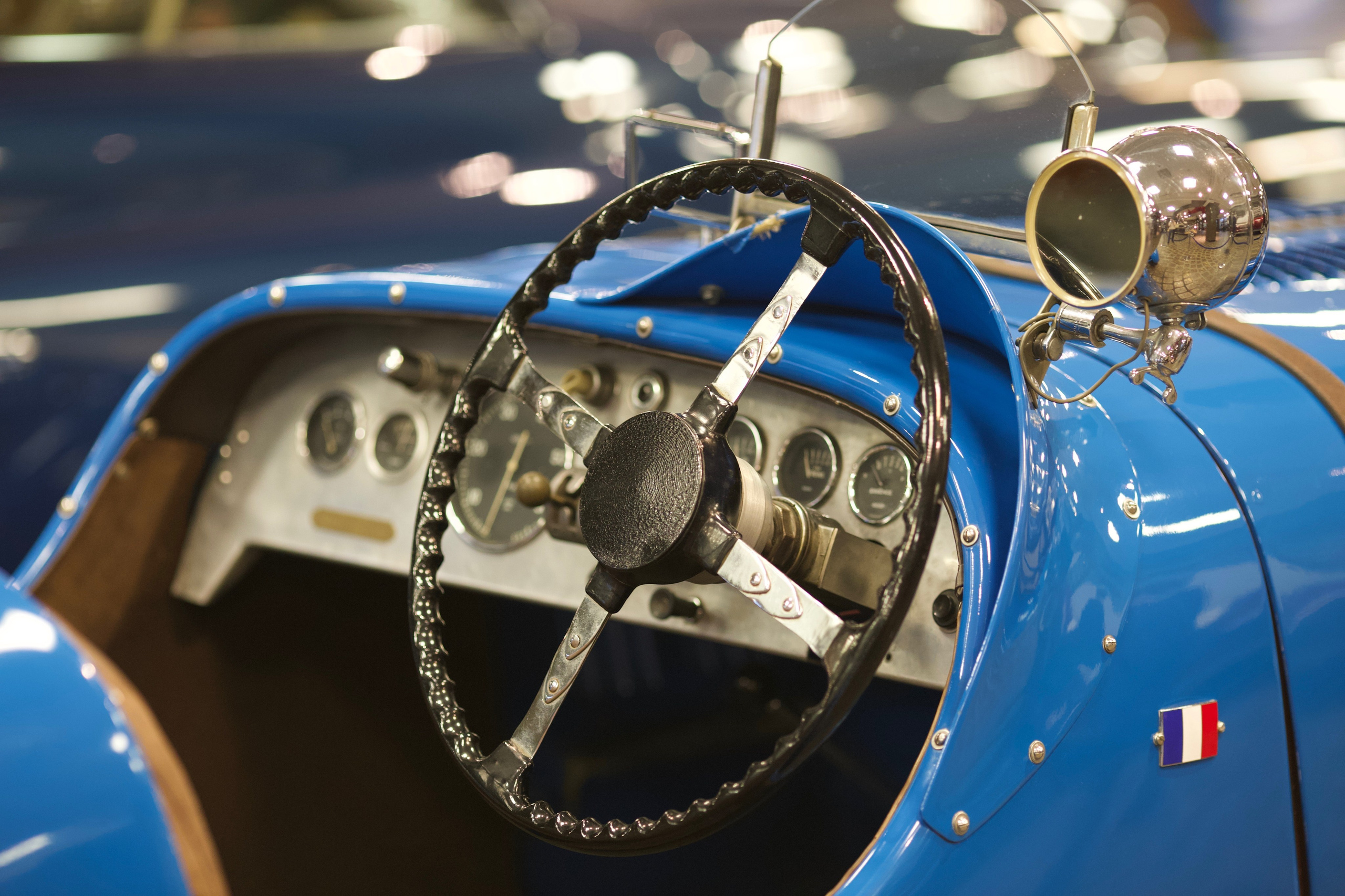 Музей Техники Вадима Задорожного. Школьные выпускные альбомы в Москве Марина Николаева